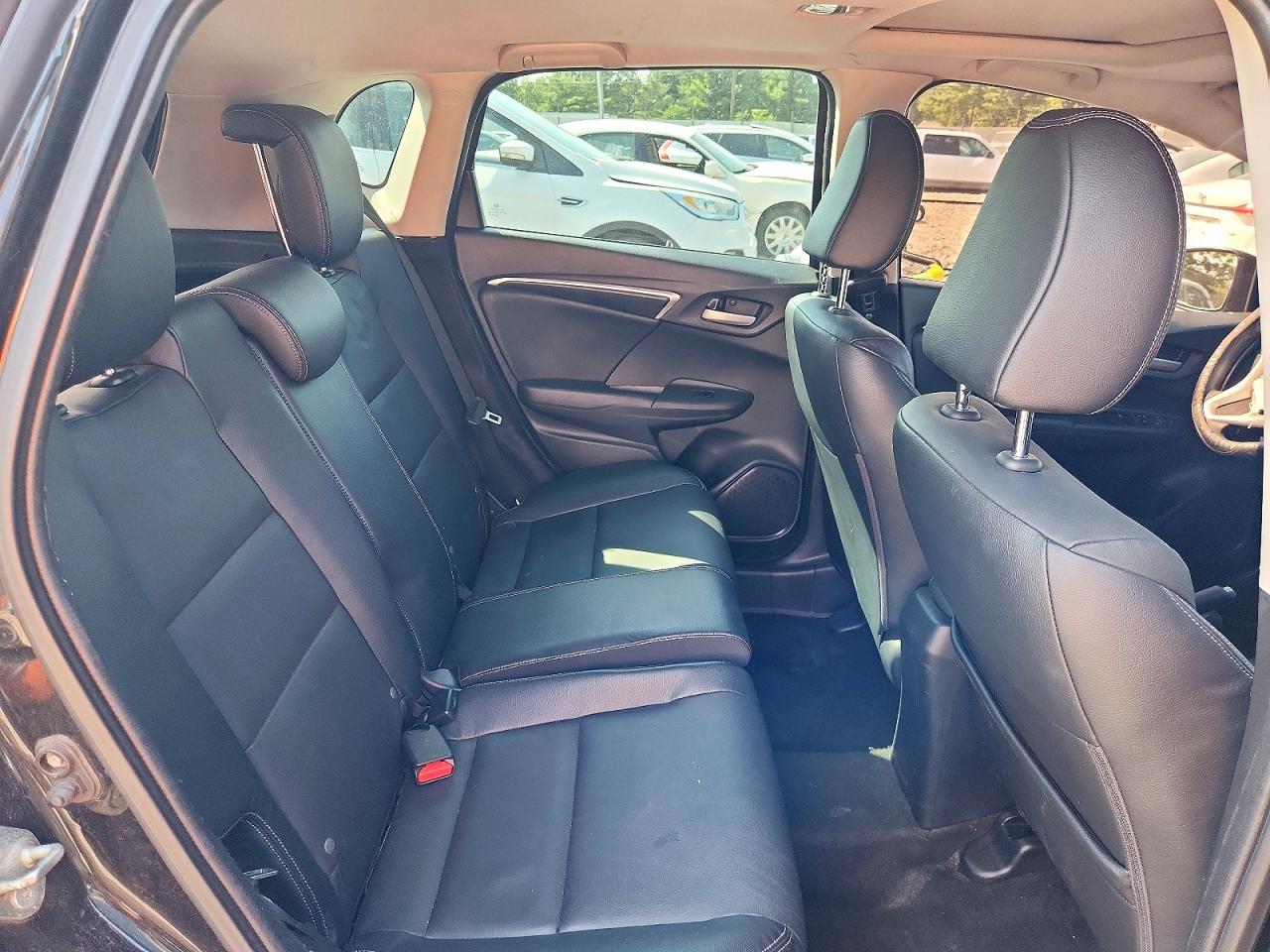 2015 Honda Fit Black vin: 3HGGK5H80FM728070
