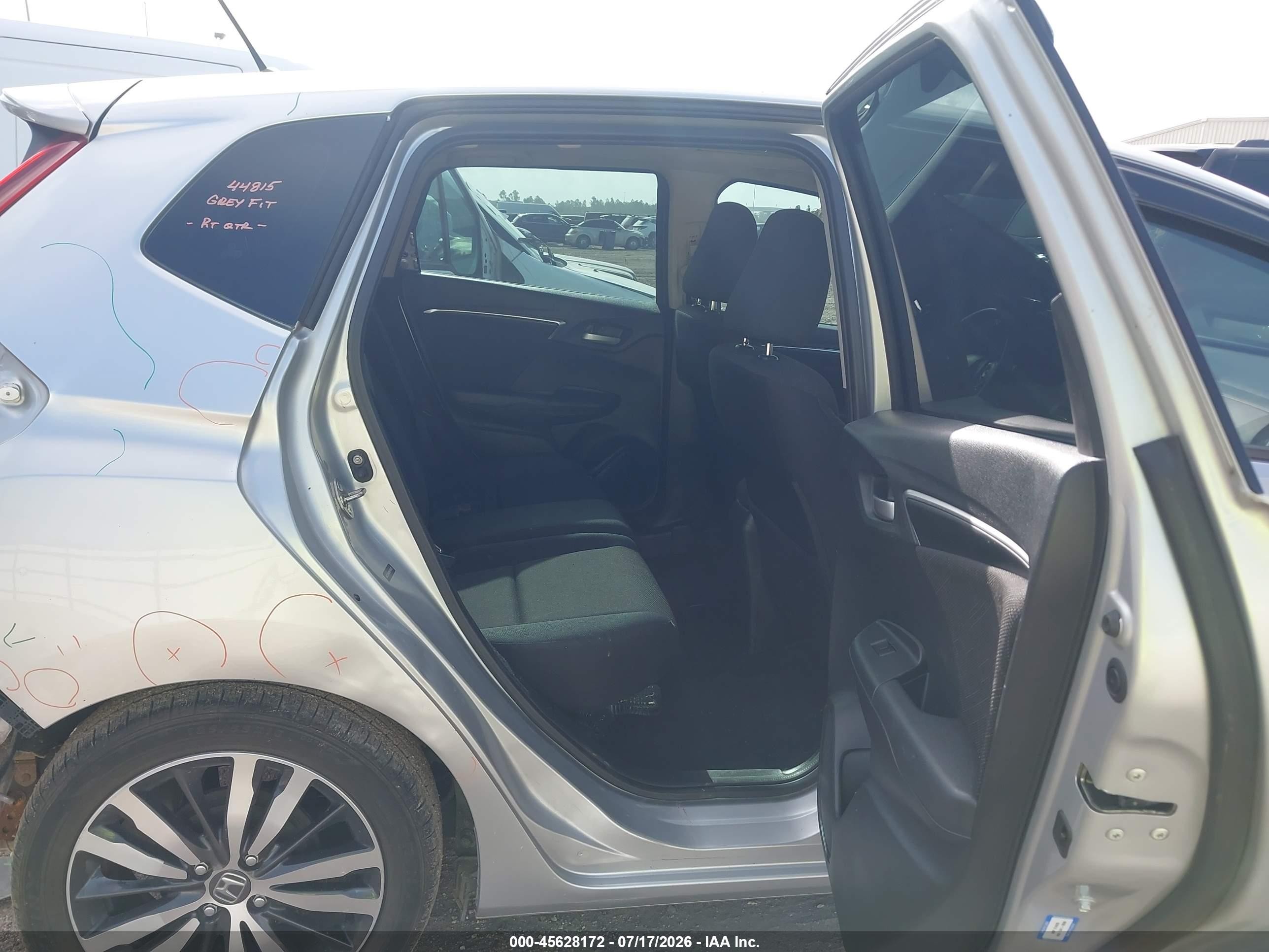 2015 Honda Fit Ex/ex-l Silver vin: 3HGGK5H80FM746035