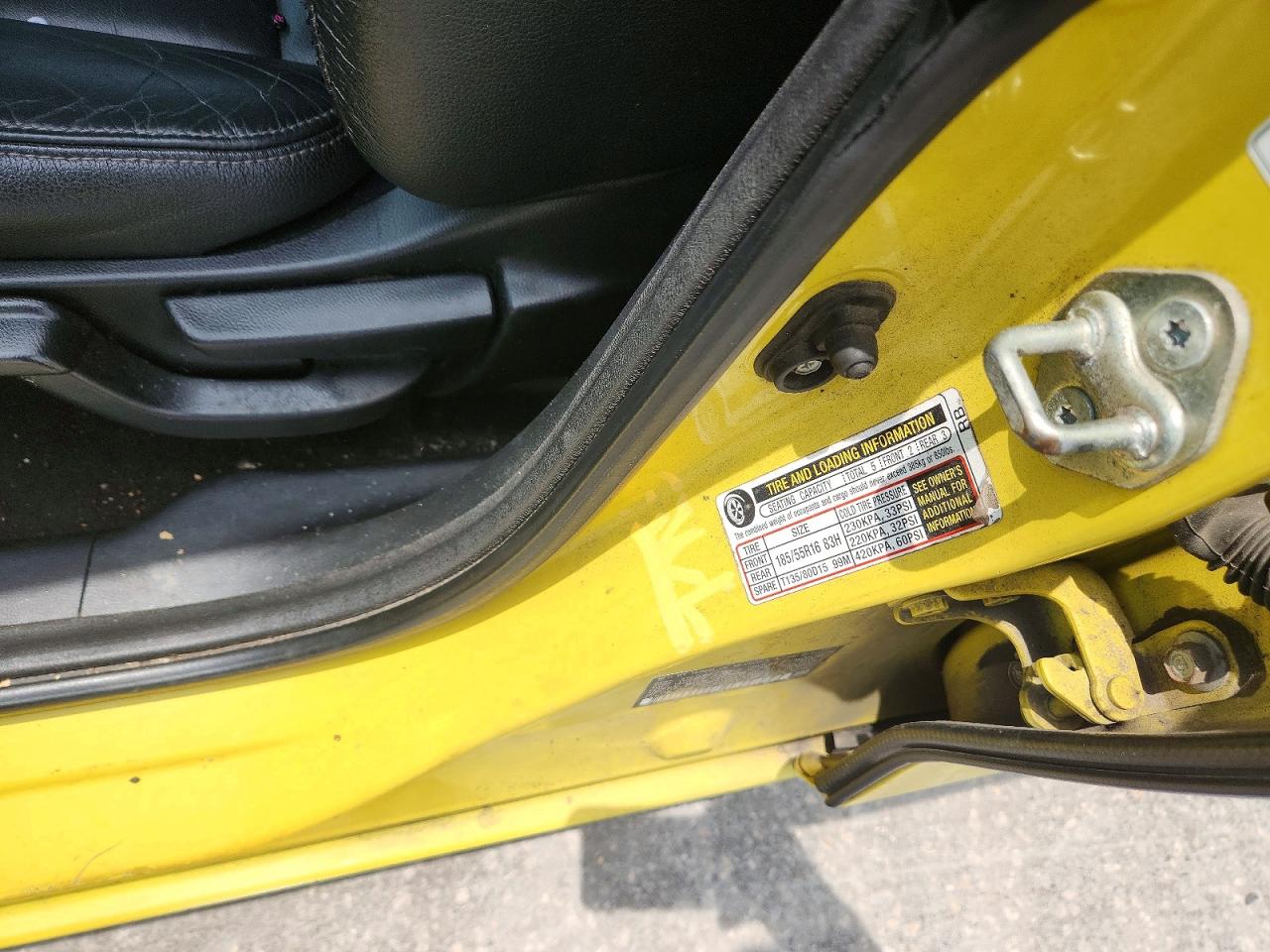 2015 Honda Fit Ex Желтый vin: 3HGGK5H80FM748013