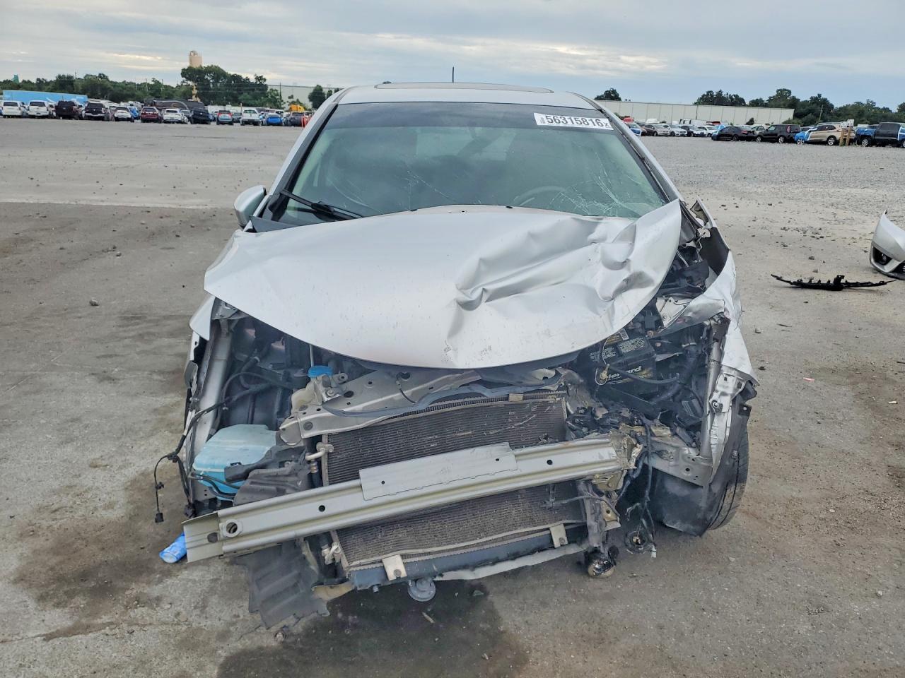 2015 Honda Fit Ex Silver vin: 3HGGK5H80FM765250