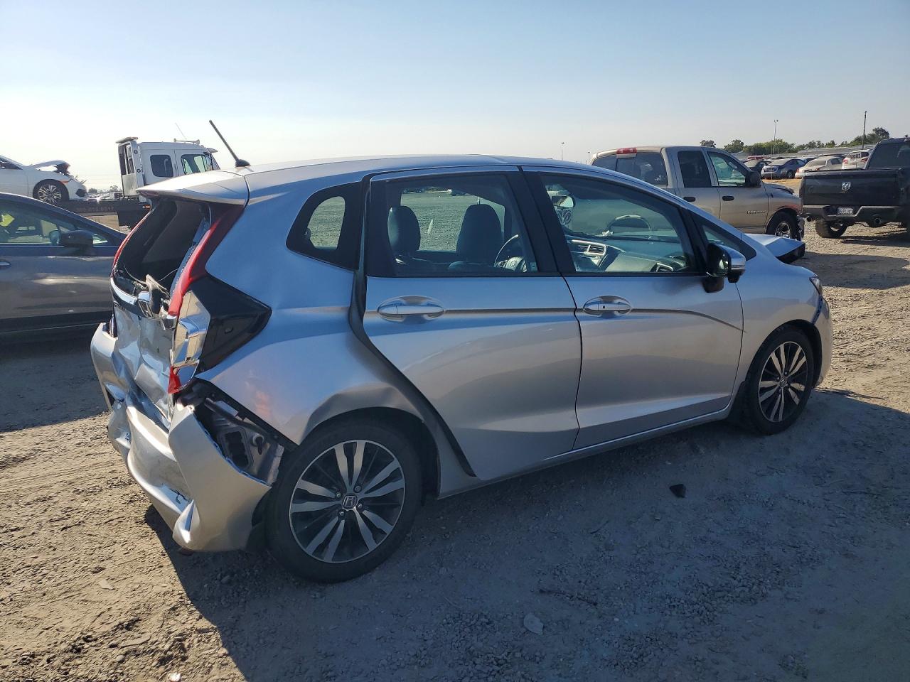 2015 Honda Fit Ex Silver vin: 3HGGK5H80FM772540