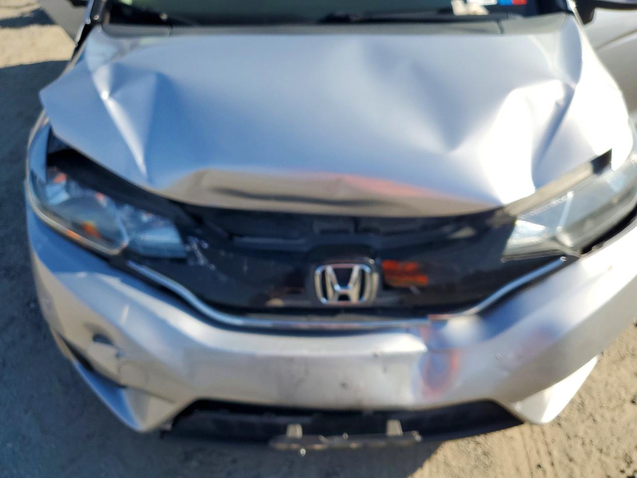 2015 Honda Fit Ex Silver vin: 3HGGK5H80FM772540