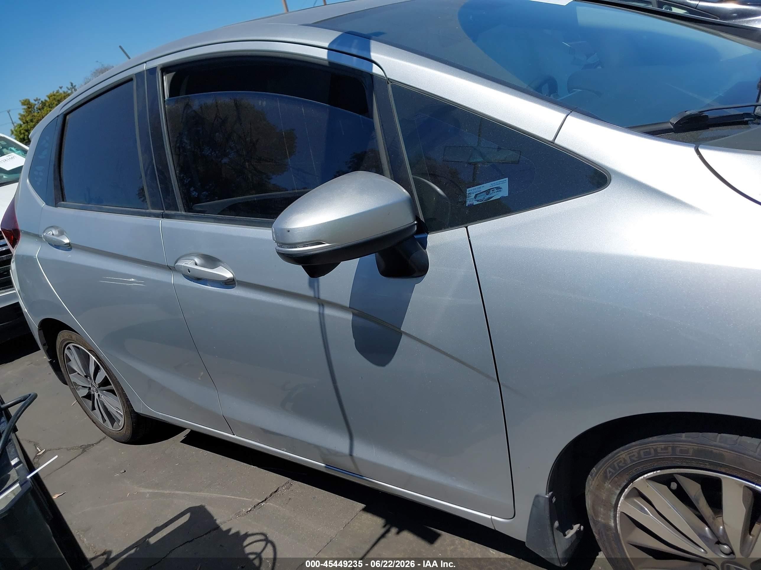 2015 Honda Fit Ex/ex-l Silver vin: 3HGGK5H81FM702030