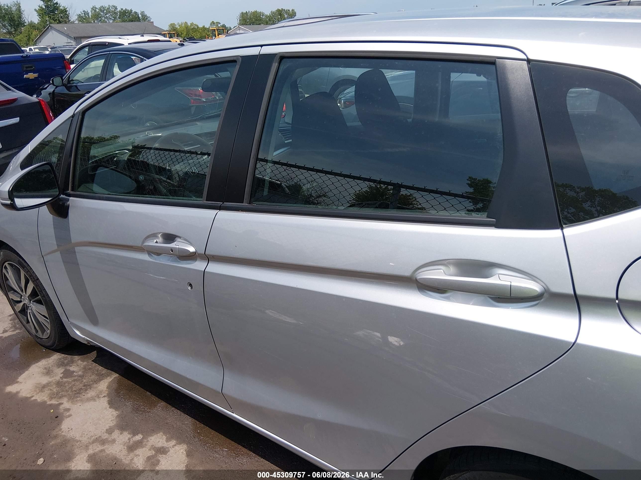 2015 Honda Fit Ex/ex-l Silver vin: 3HGGK5H81FM708863