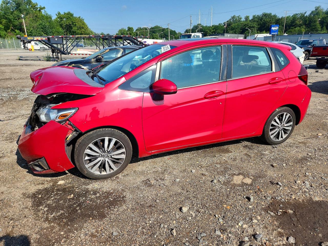 2015 Honda Fit Ex Red vin: 3HGGK5H81FM711388
