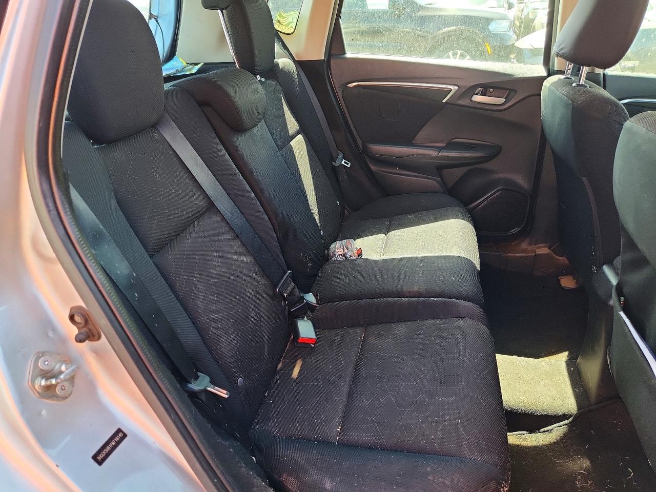 2015 Honda Fit Ex Silver vin: 3HGGK5H81FM716140