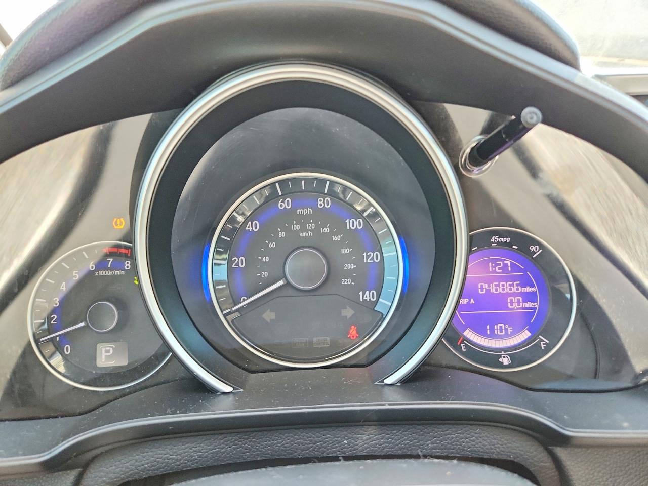 2015 Honda Fit Ex White vin: 3HGGK5H81FM772210