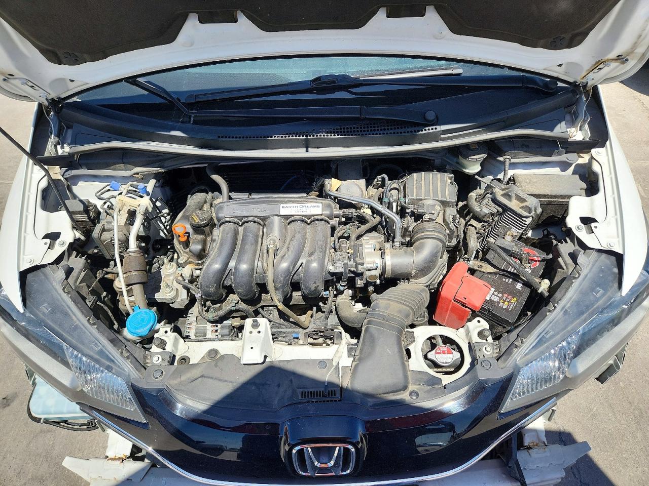 2015 Honda Fit Ex White vin: 3HGGK5H81FM772210