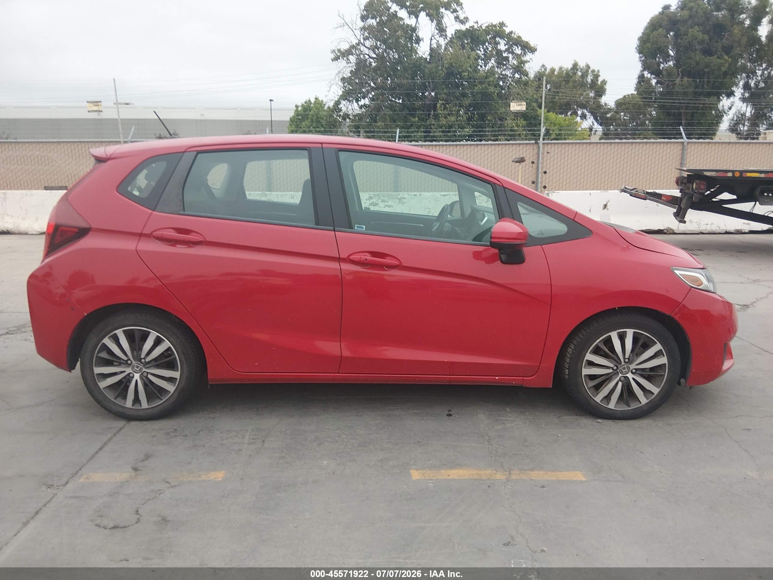 2015 Honda Fit Ex/ex-l Red vin: 3HGGK5H81FM773471