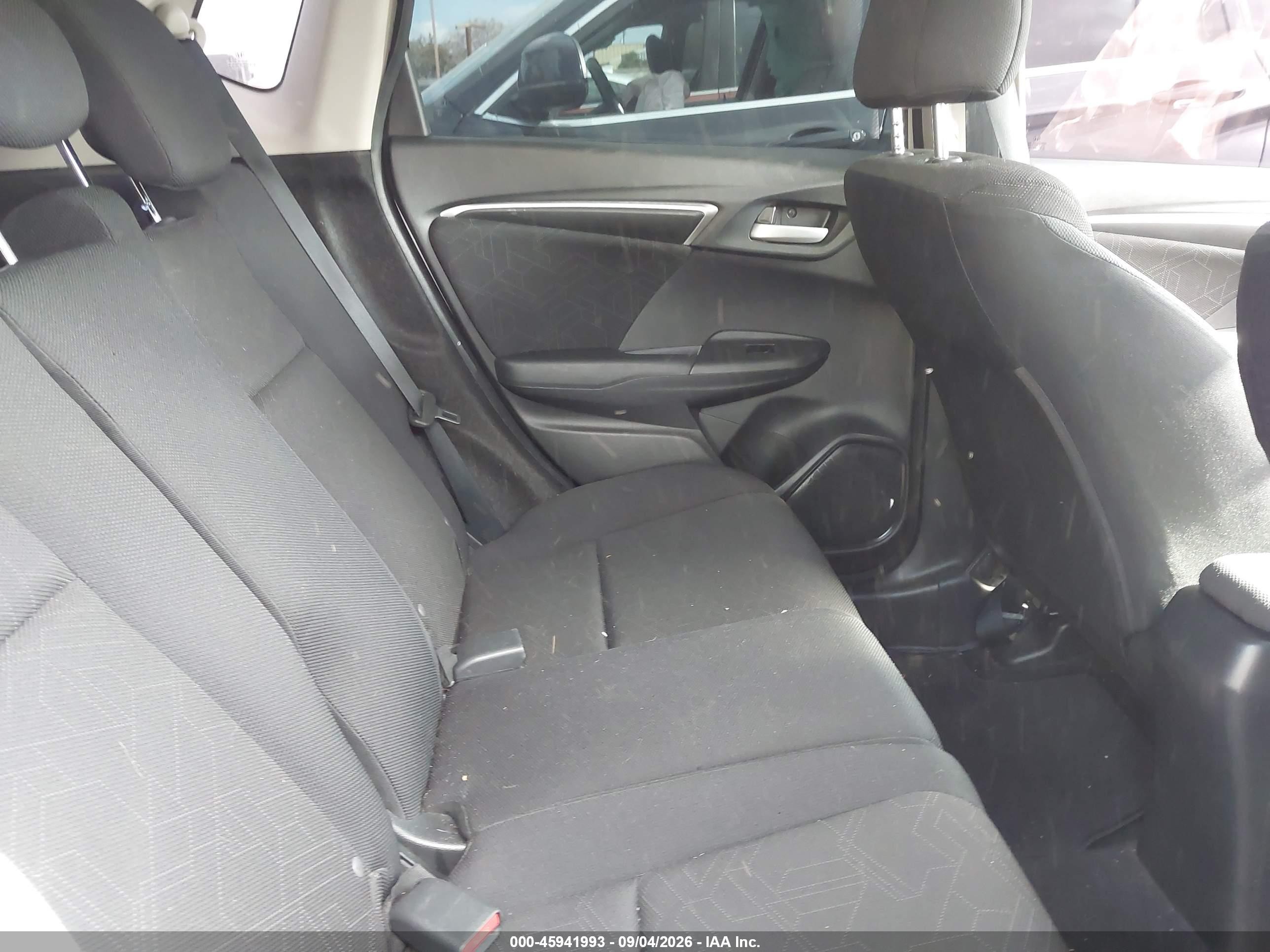 2015 Honda Fit Ex/ex-l White vin: 3HGGK5H82FM749261