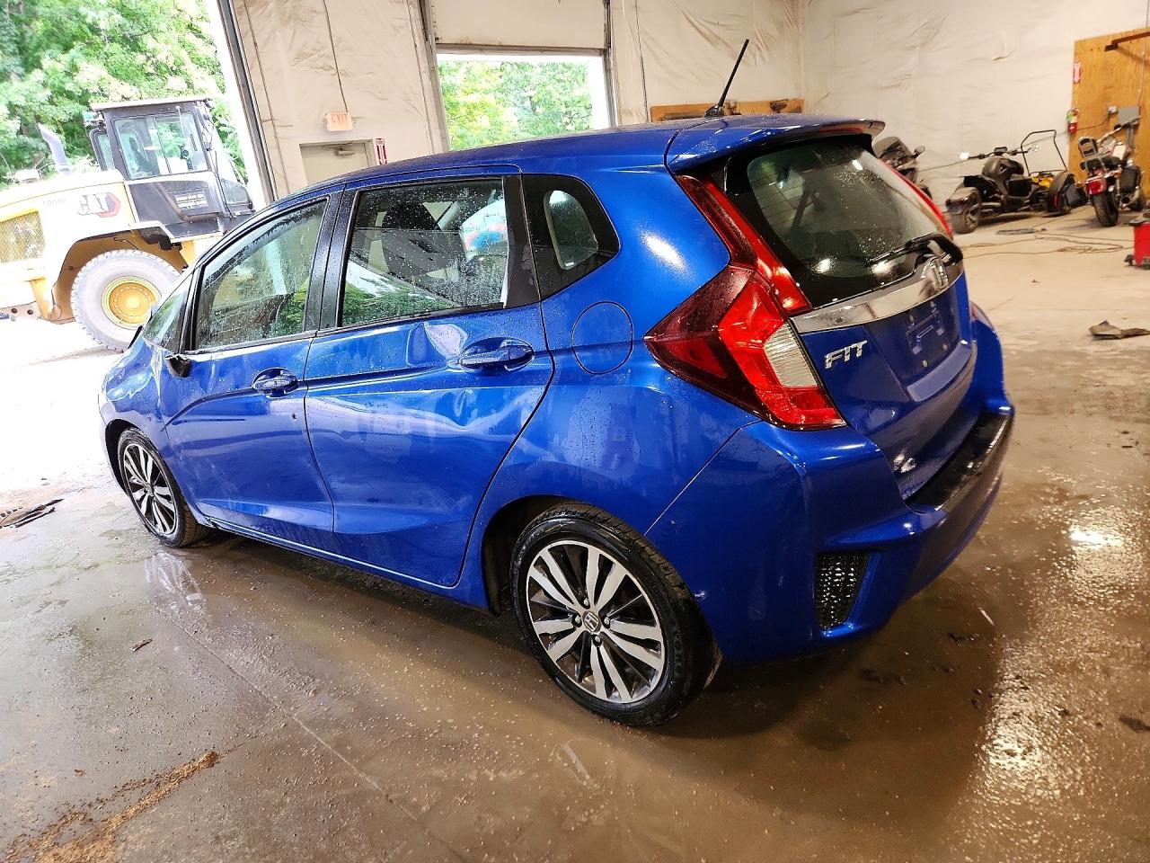 2015 Honda Fit Ex Blue vin: 3HGGK5H82FM771020