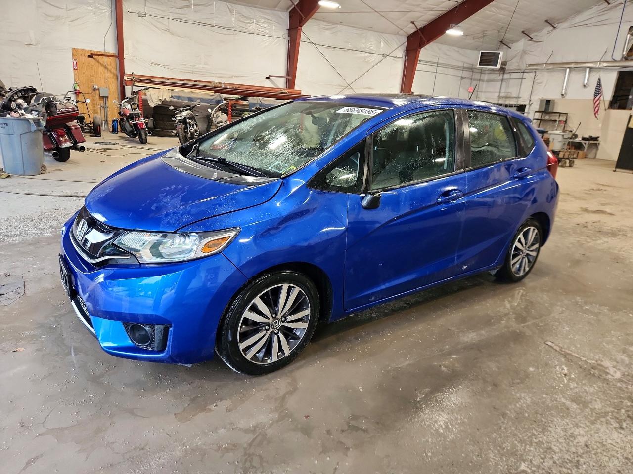 2015 Honda Fit Ex Blue vin: 3HGGK5H82FM771020