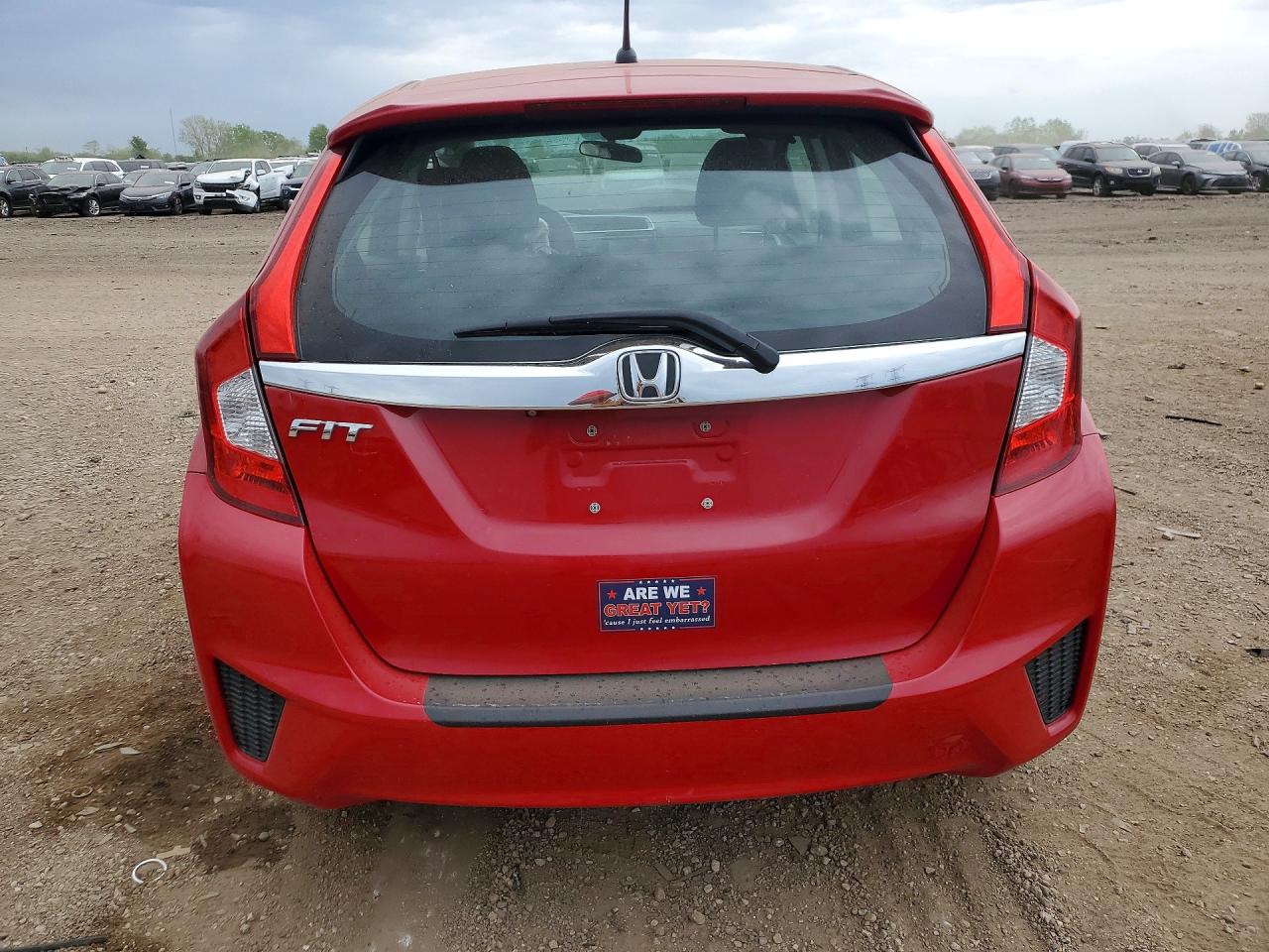 2015 Honda Fit Ex Red vin: 3HGGK5H83FM728886