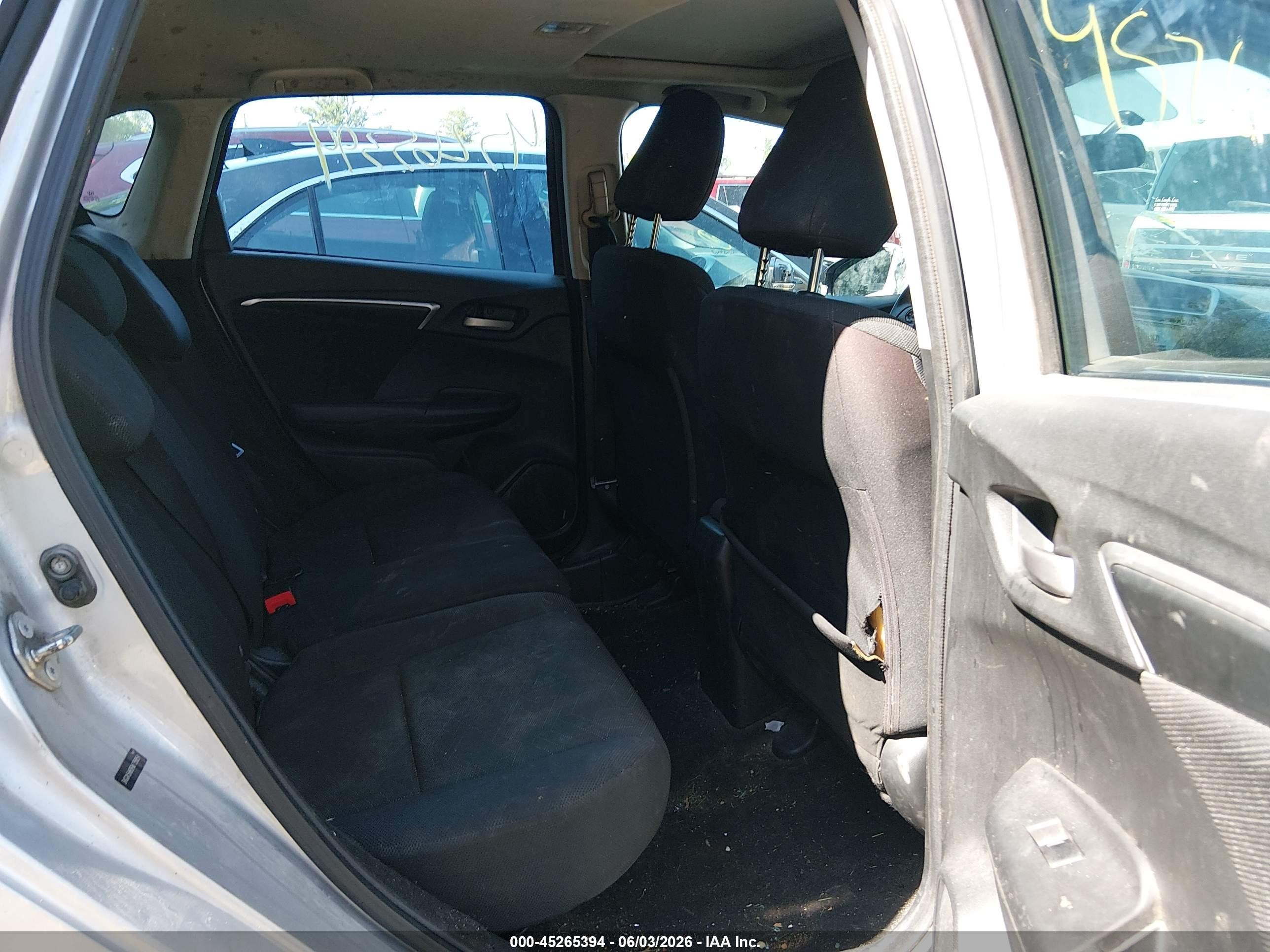 2015 Honda Fit Ex/ex-l Серебряный vin: 3HGGK5H83FM735854