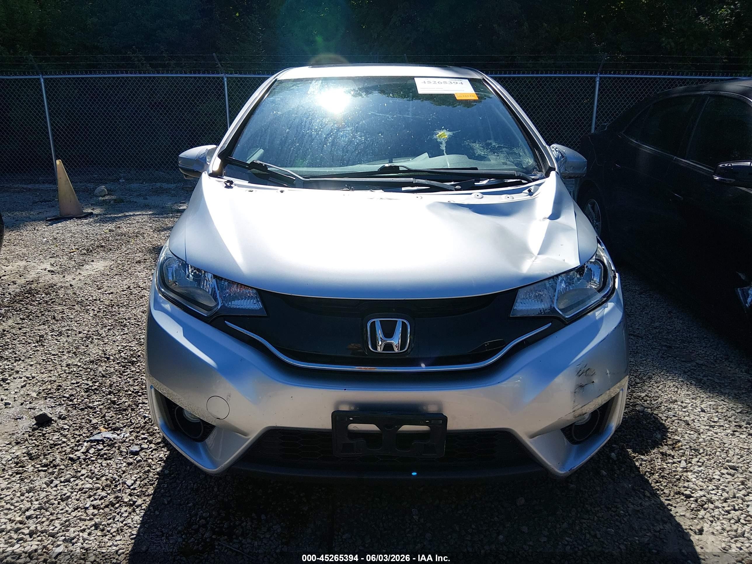 2015 Honda Fit Ex/ex-l Серебряный vin: 3HGGK5H83FM735854