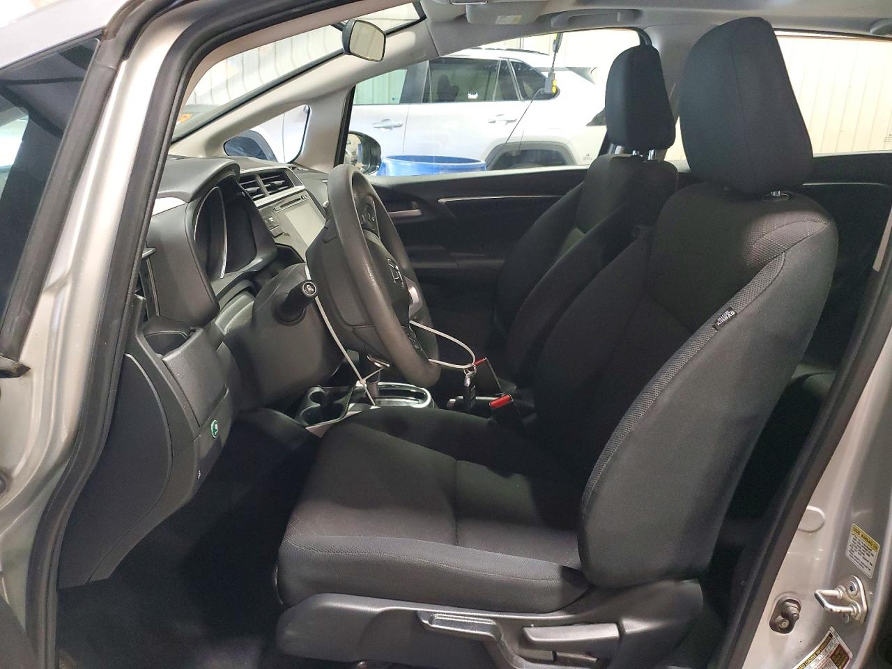 2015 Honda Fit Ex Silver vin: 3HGGK5H83FM738186