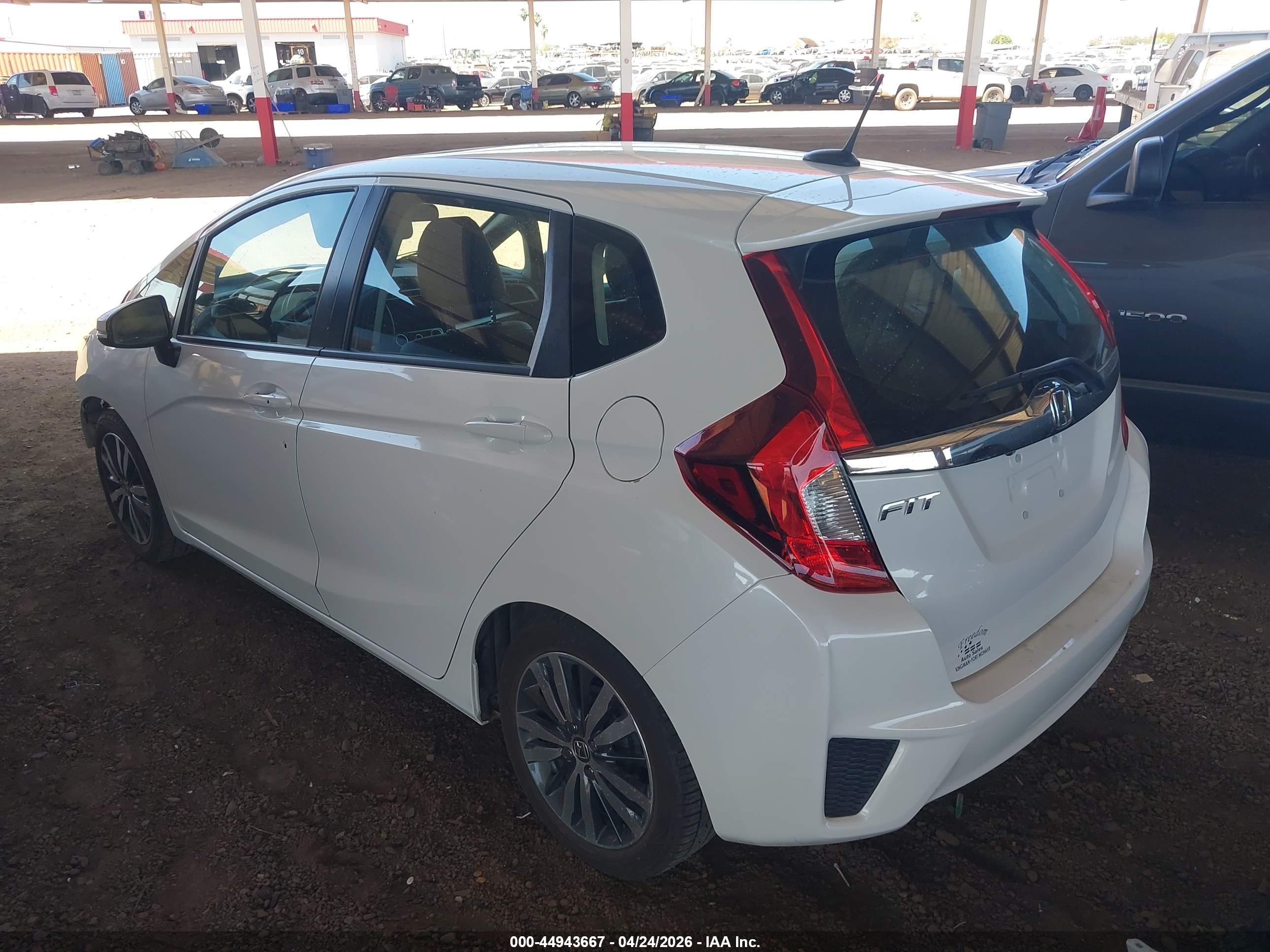 2015 Honda Fit Ex/ex-l Белый vin: 3HGGK5H83FM742514
