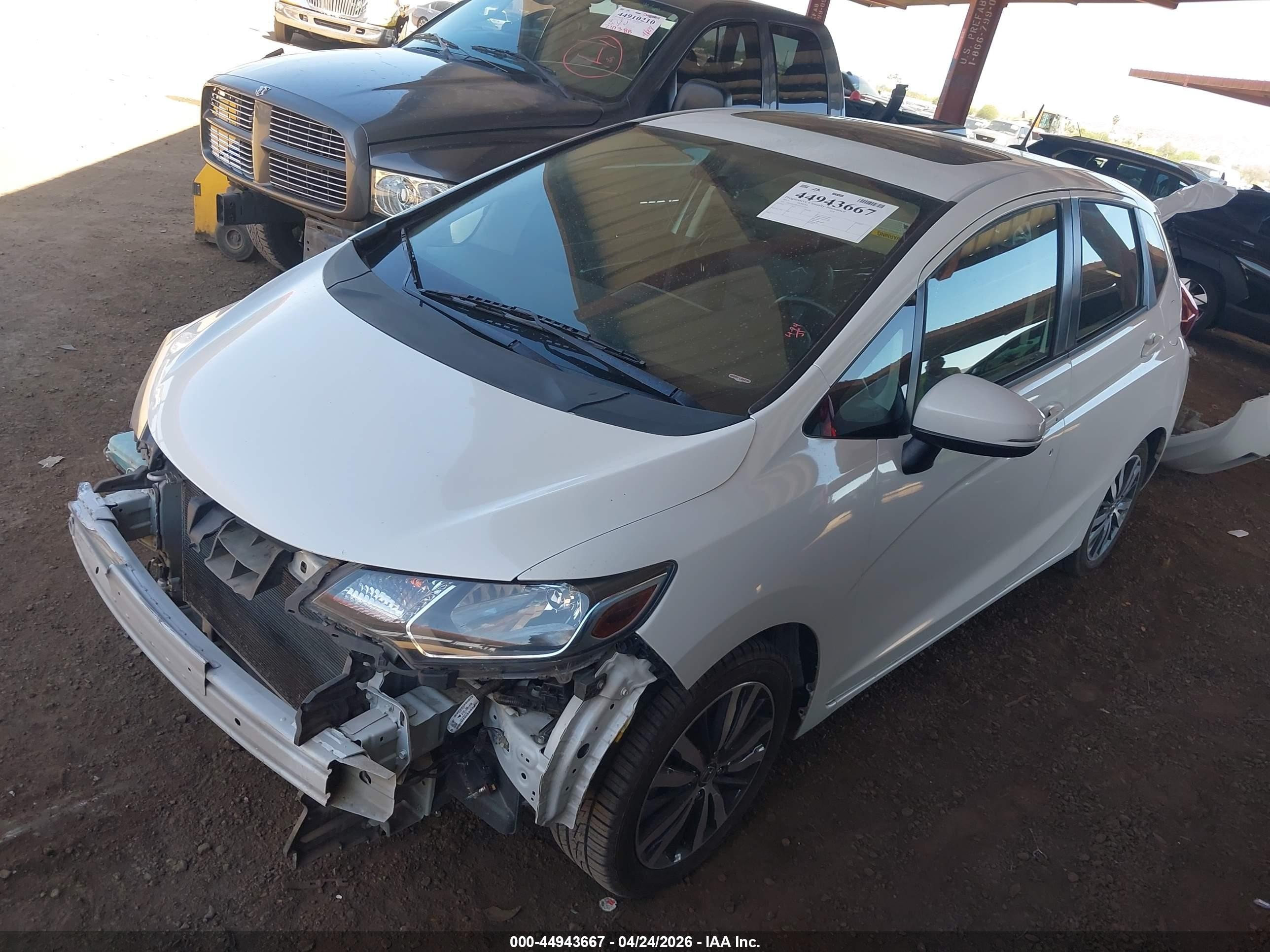 2015 Honda Fit Ex/ex-l Белый vin: 3HGGK5H83FM742514