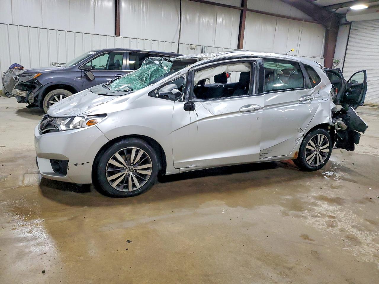2015 Honda Fit Ex Silver vin: 3HGGK5H84FM703821