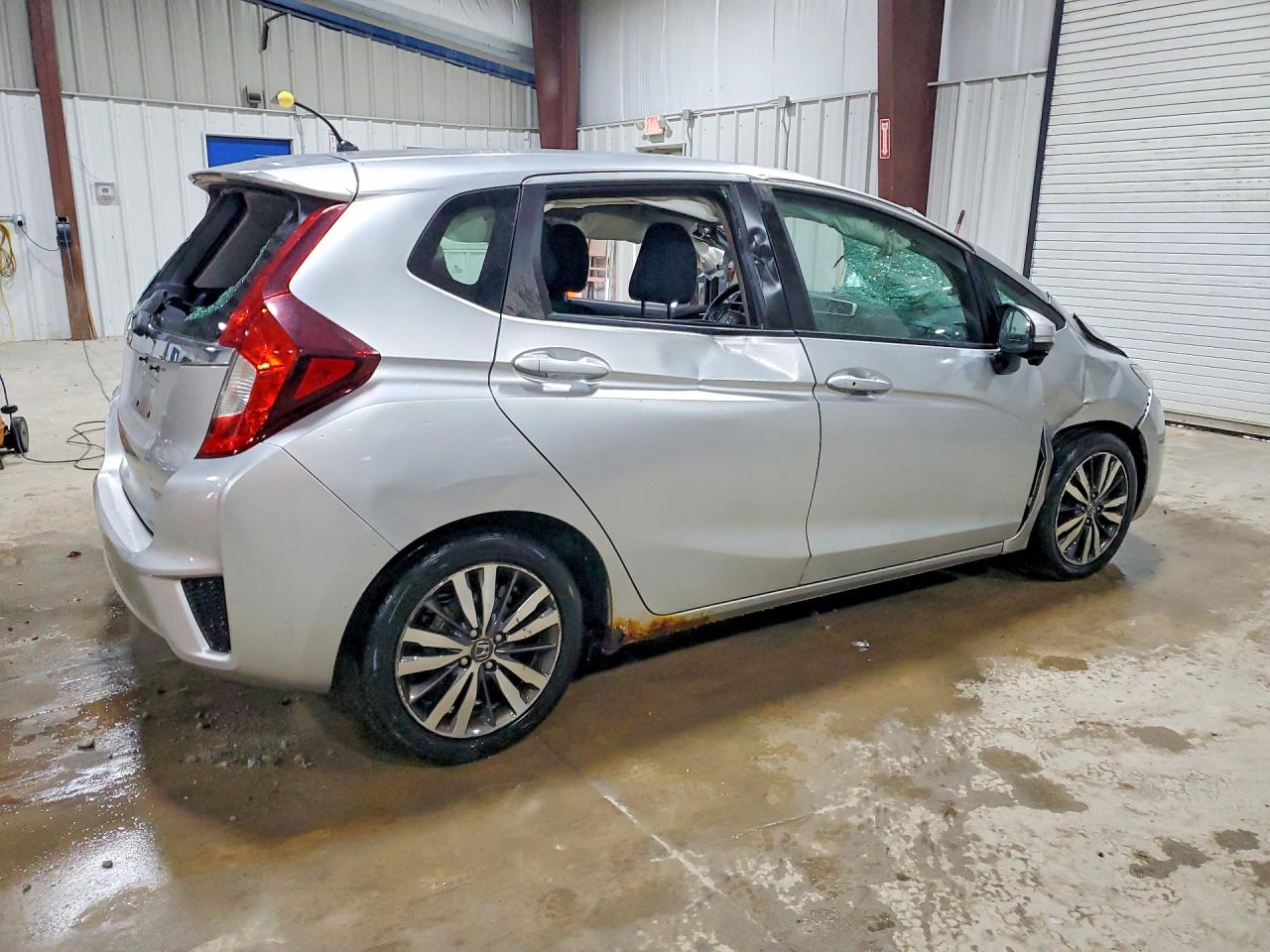 2015 Honda Fit Ex Silver vin: 3HGGK5H84FM703821