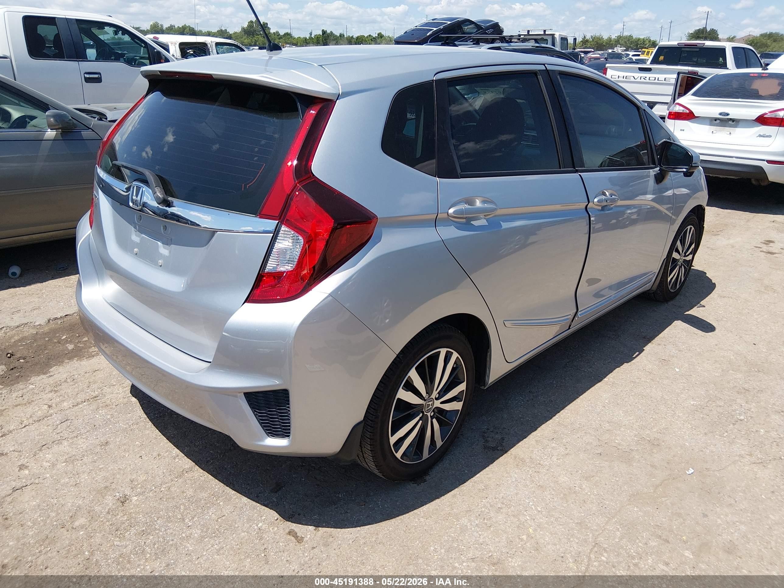 2015 Honda Fit Ex/ex-l Серебряный vin: 3HGGK5H84FM722692