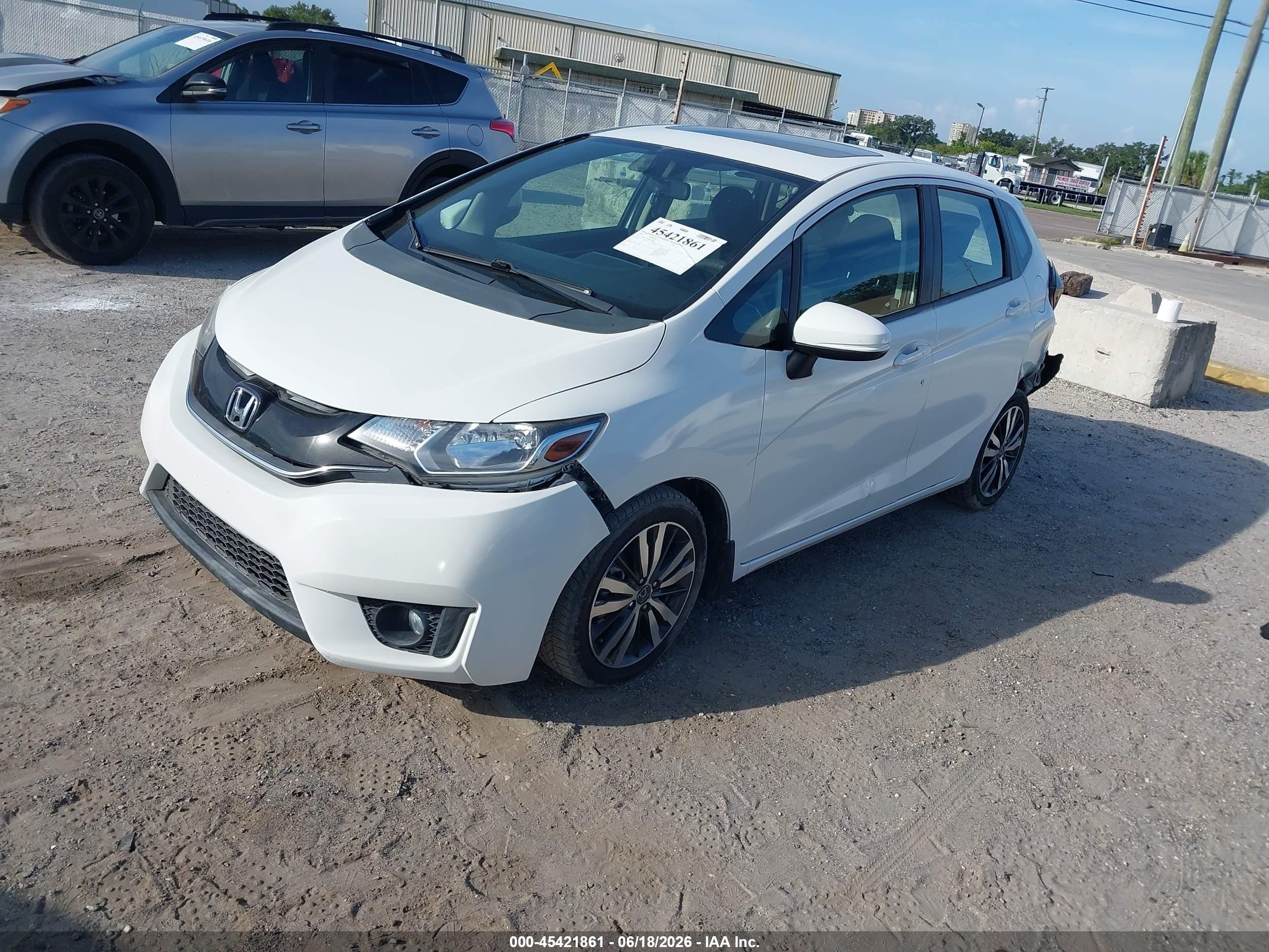 2015 Honda Fit Ex/ex-l White vin: 3HGGK5H84FM746667