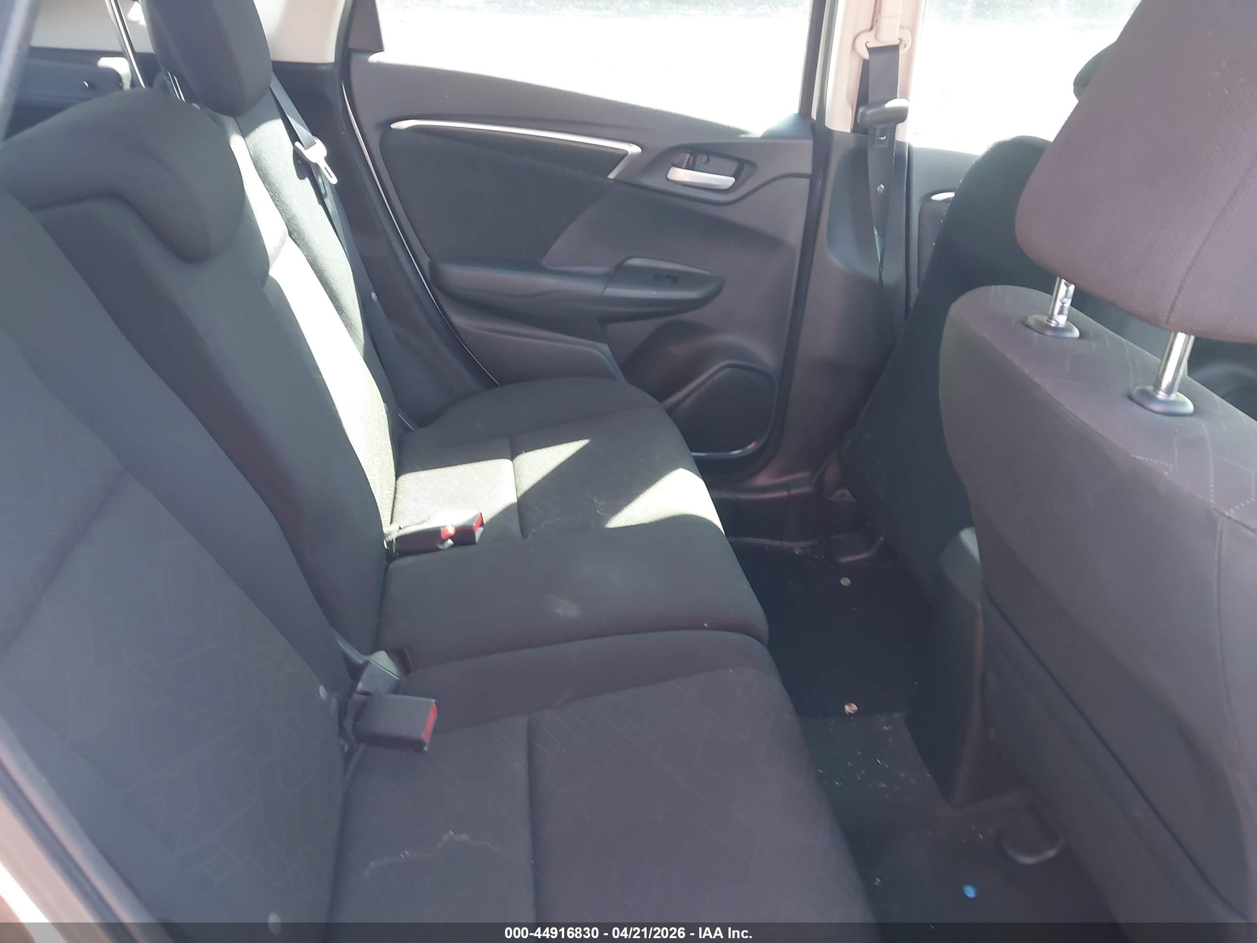 2015 Honda Fit Ex/ex-l Белый vin: 3HGGK5H84FM752159