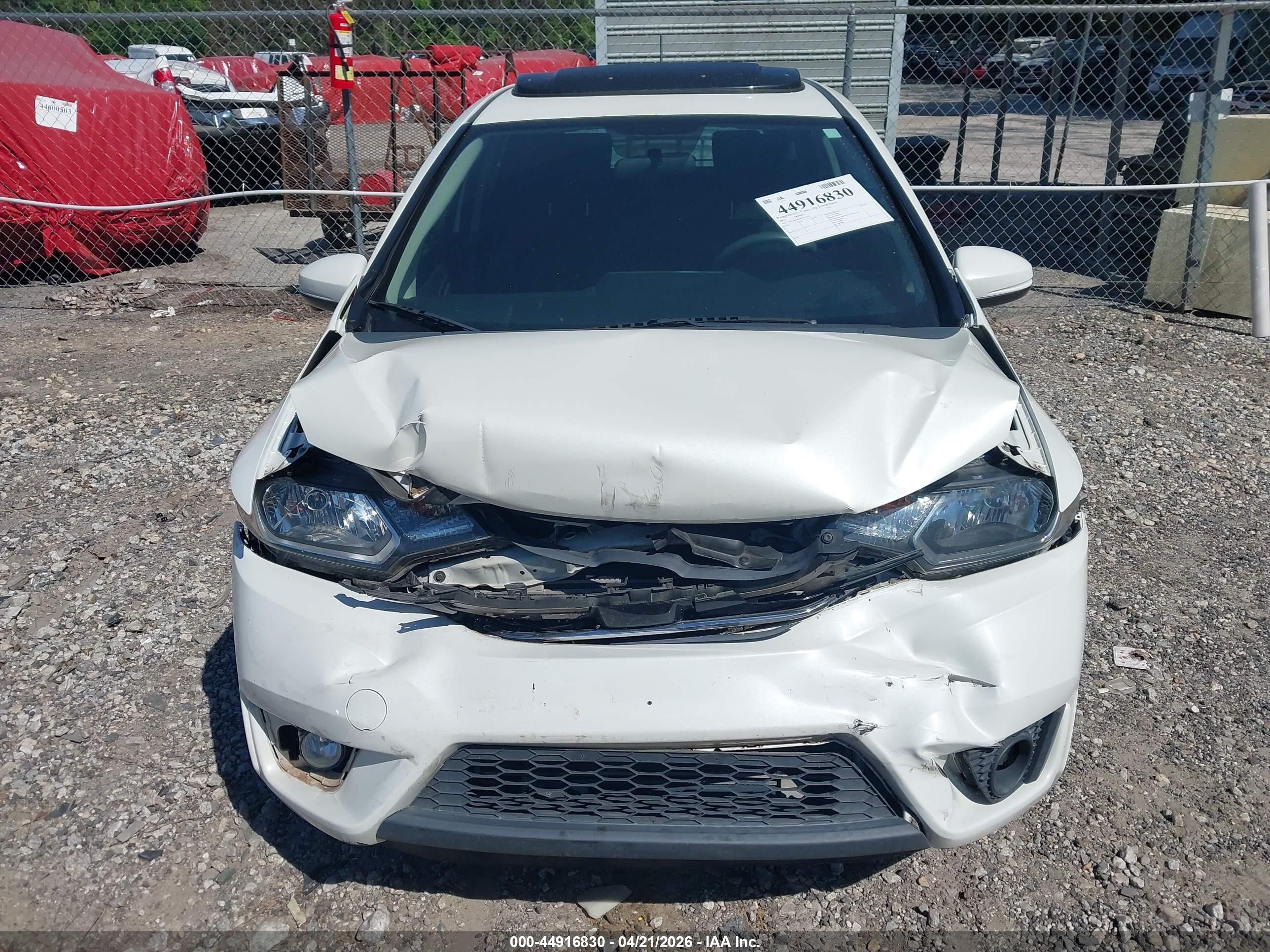 2015 Honda Fit Ex/ex-l Белый vin: 3HGGK5H84FM752159