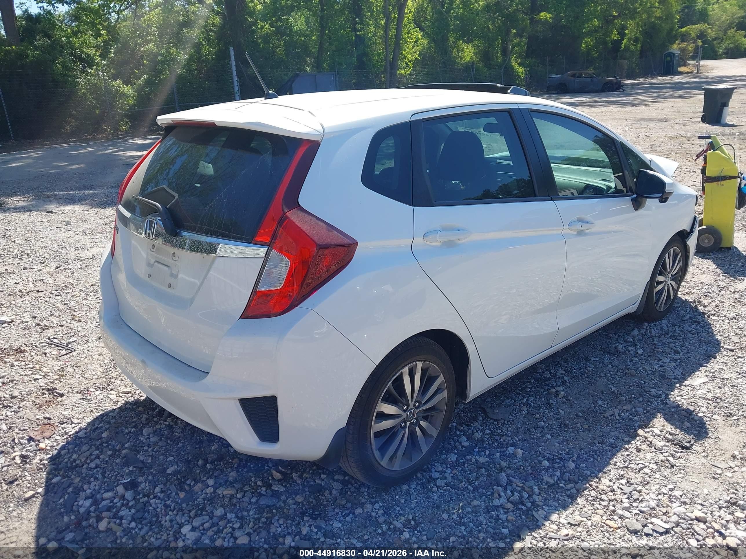 2015 Honda Fit Ex/ex-l Белый vin: 3HGGK5H84FM752159