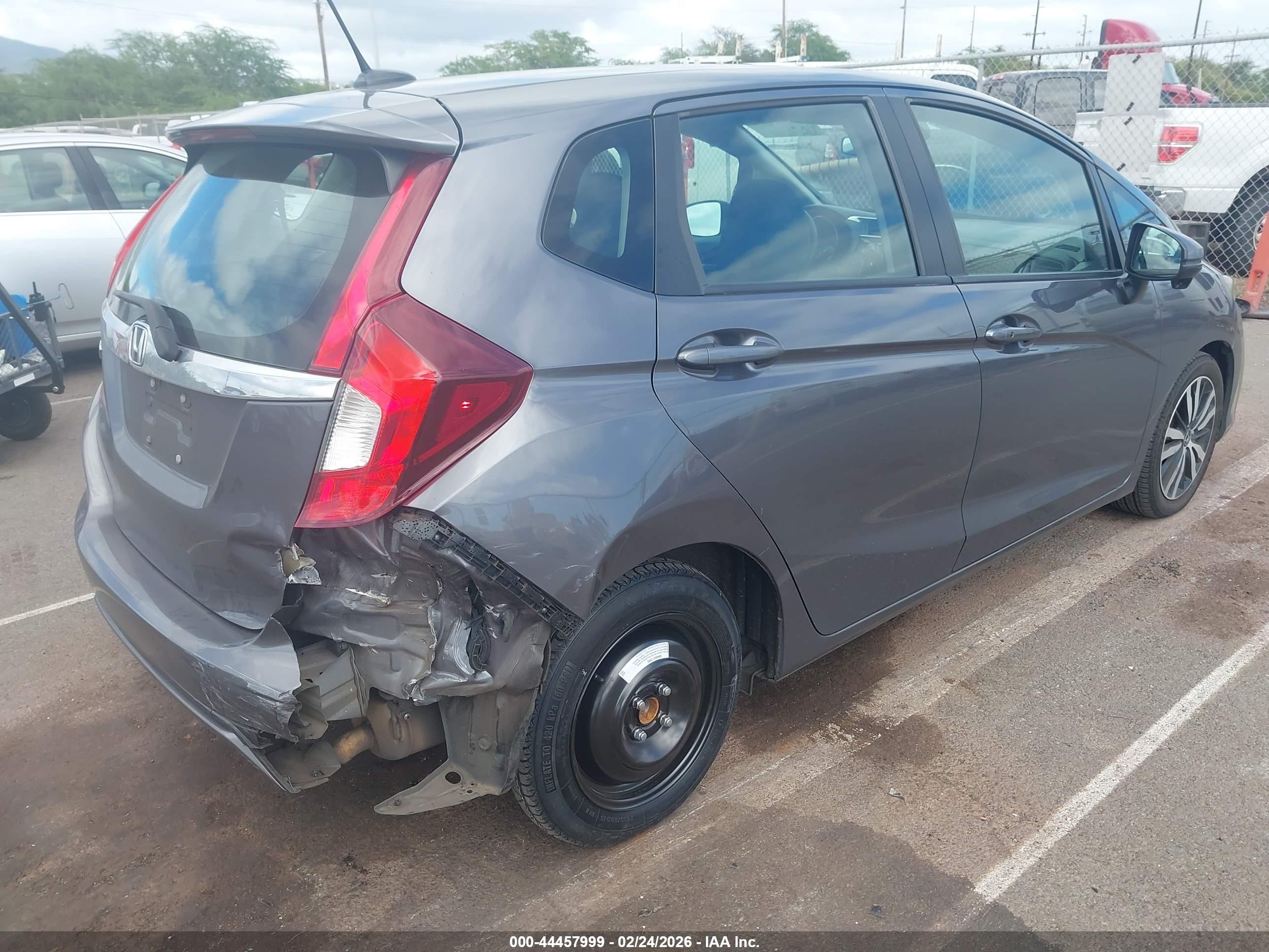 2020 Honda Fit Ex Gray vin: 3HGGK5H84LM705791