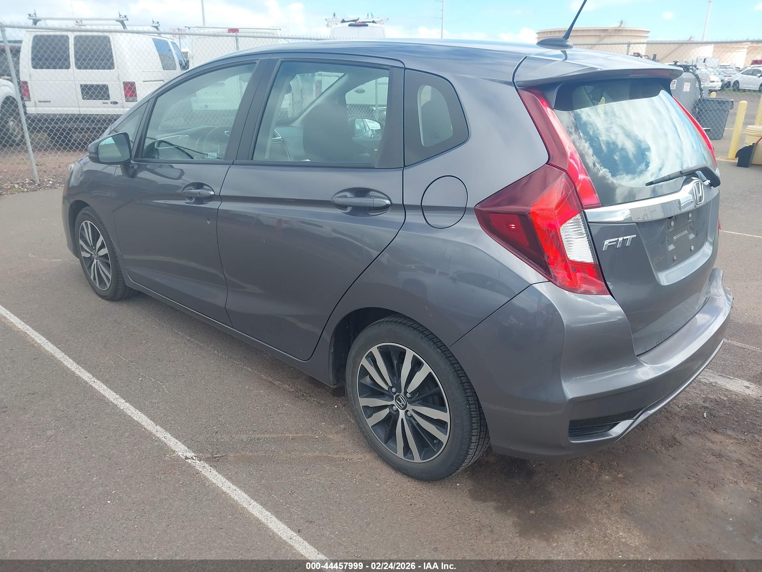2020 Honda Fit Ex Gray vin: 3HGGK5H84LM705791