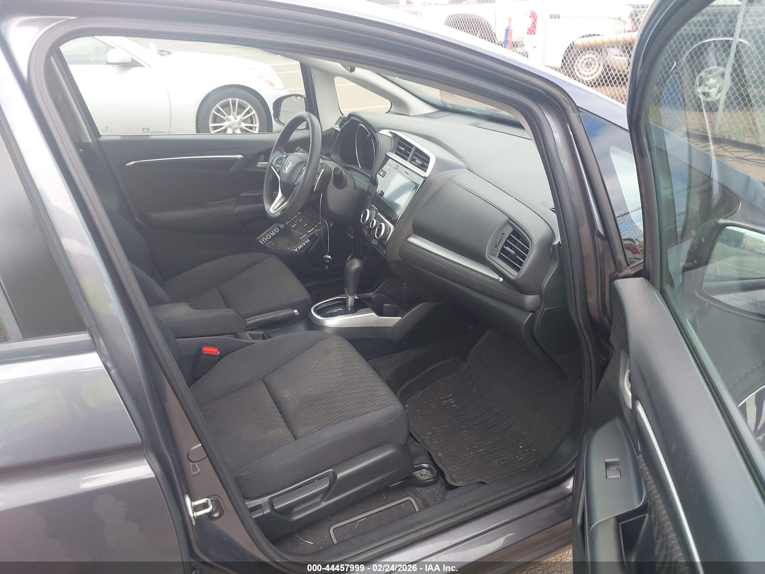 2020 Honda Fit Ex Gray vin: 3HGGK5H84LM705791