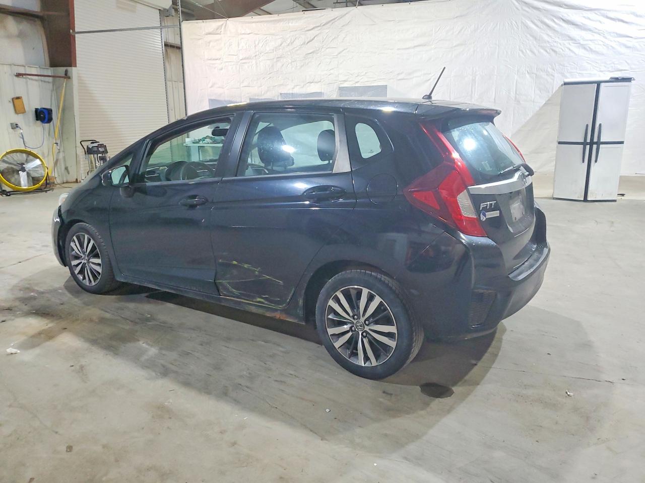 2015 Honda Fit Ex Black vin: 3HGGK5H85FM701172