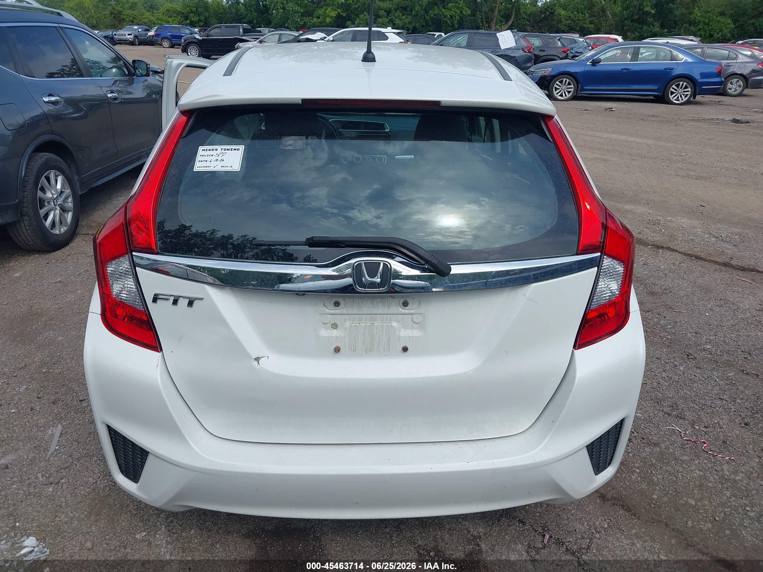 2015 Honda Fit Ex/ex-l White vin: 3HGGK5H85FM718649