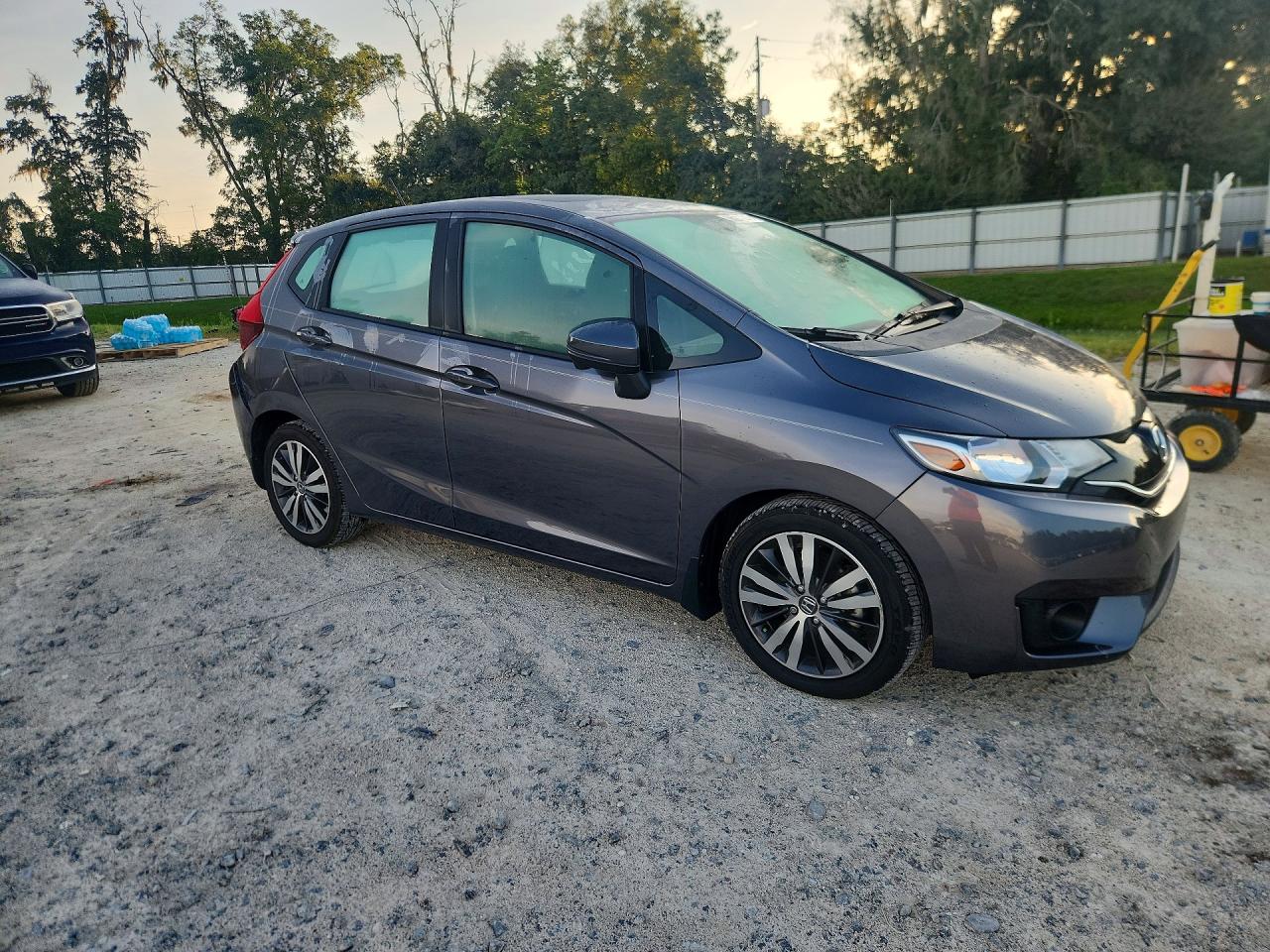 2015 Honda Fit Ex Gray vin: 3HGGK5H85FM730008