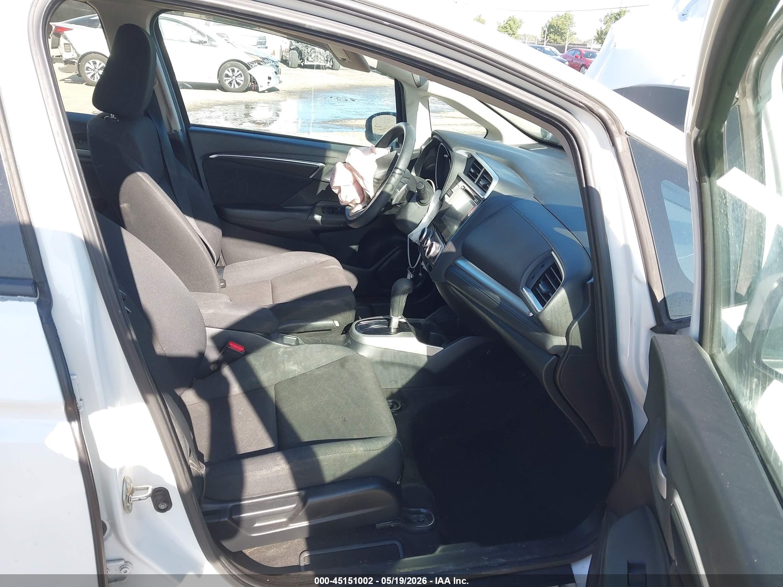 2015 Honda Fit Ex/ex-l White vin: 3HGGK5H85FM746385