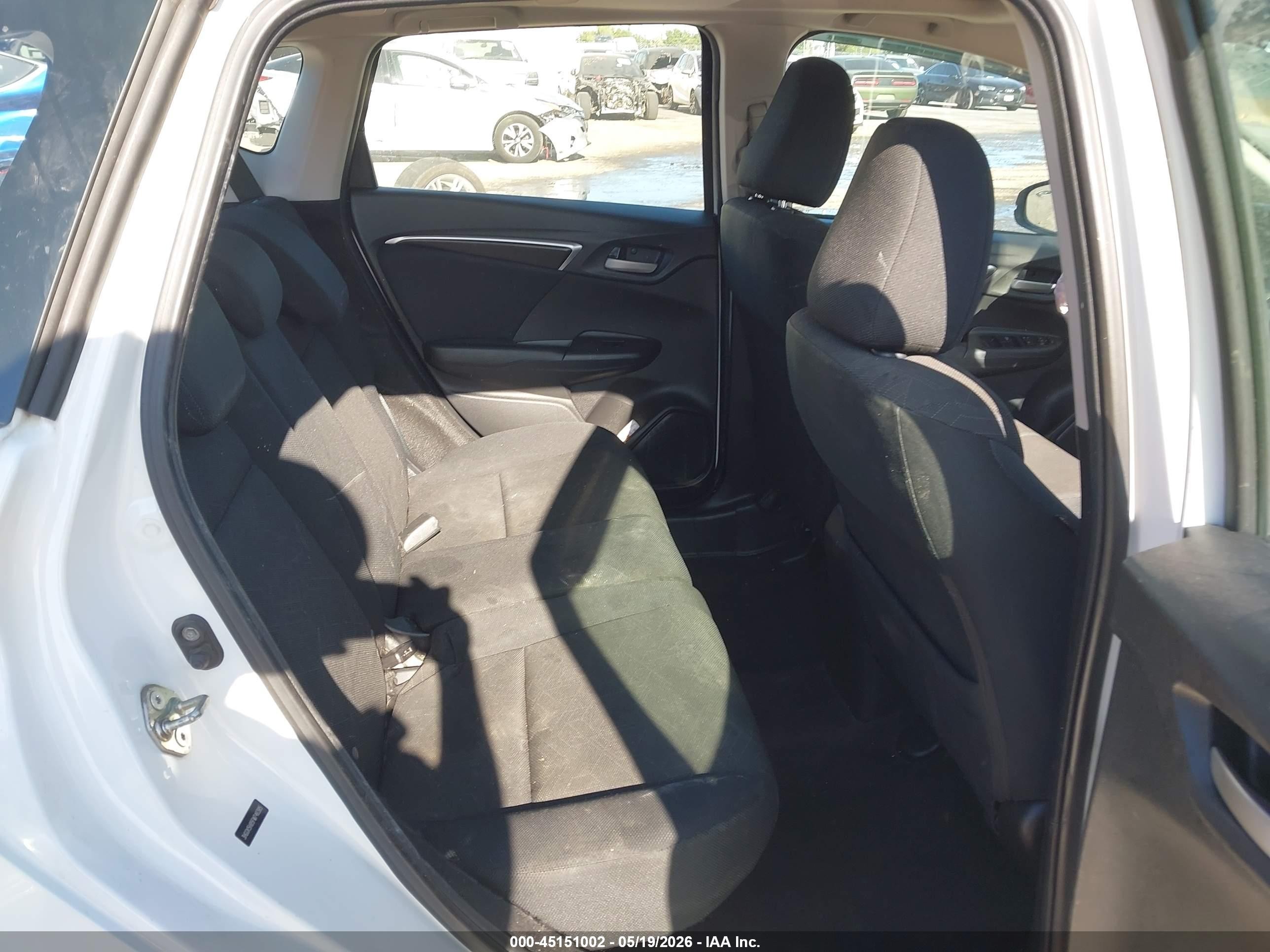 2015 Honda Fit Ex/ex-l White vin: 3HGGK5H85FM746385