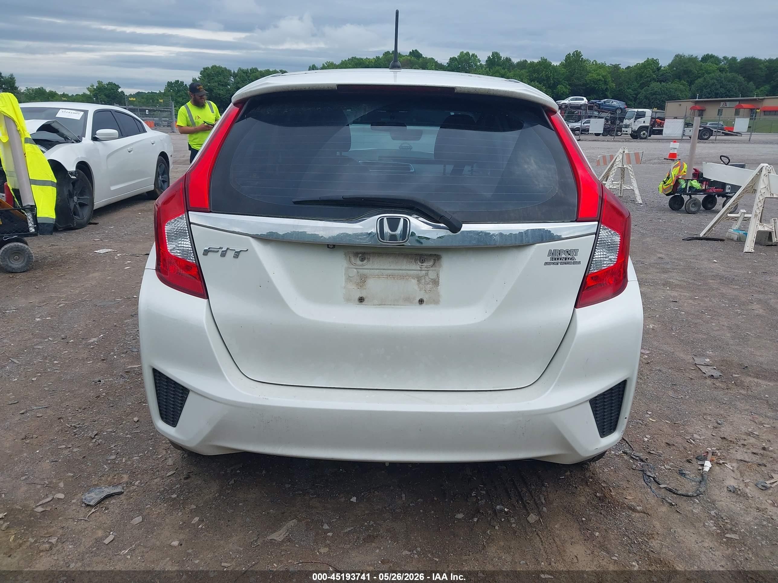 2015 Honda Fit Ex/ex-l White vin: 3HGGK5H85FM774333