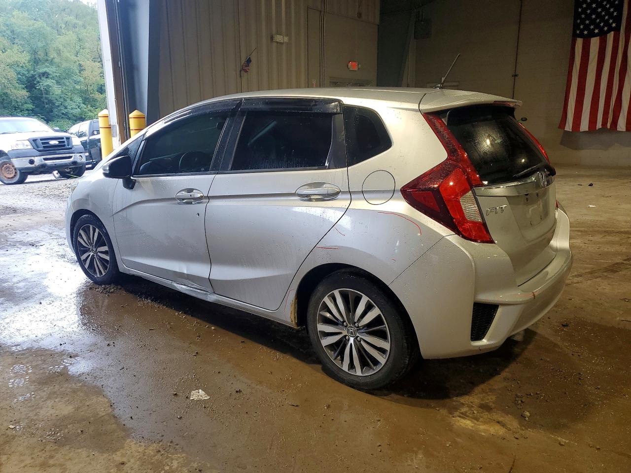 2015 Honda Fit Ex Silver vin: 3HGGK5H86FM701911