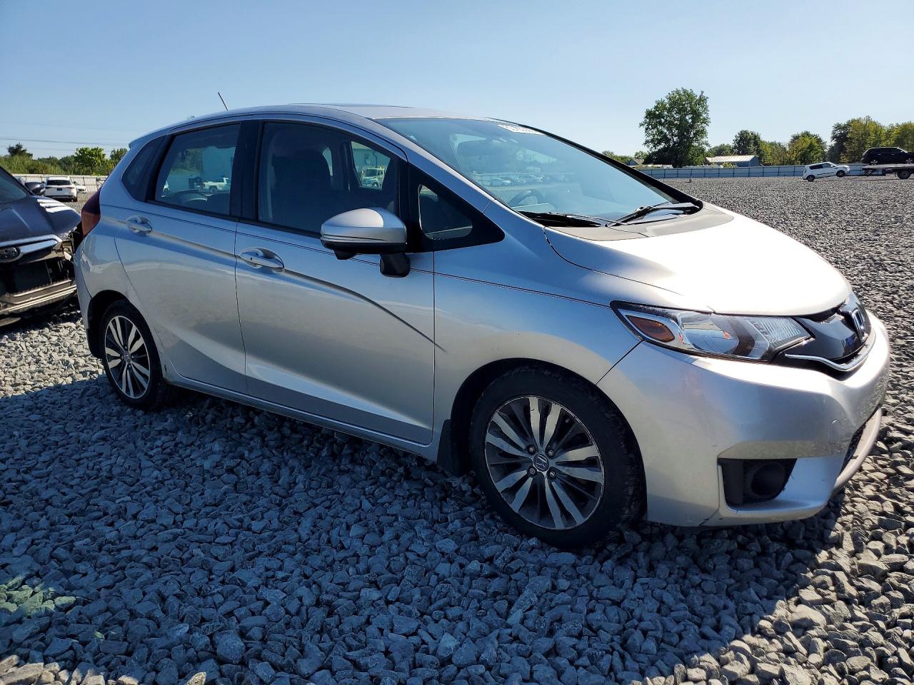2015 Honda Fit Ex Silver vin: 3HGGK5H86FM705358