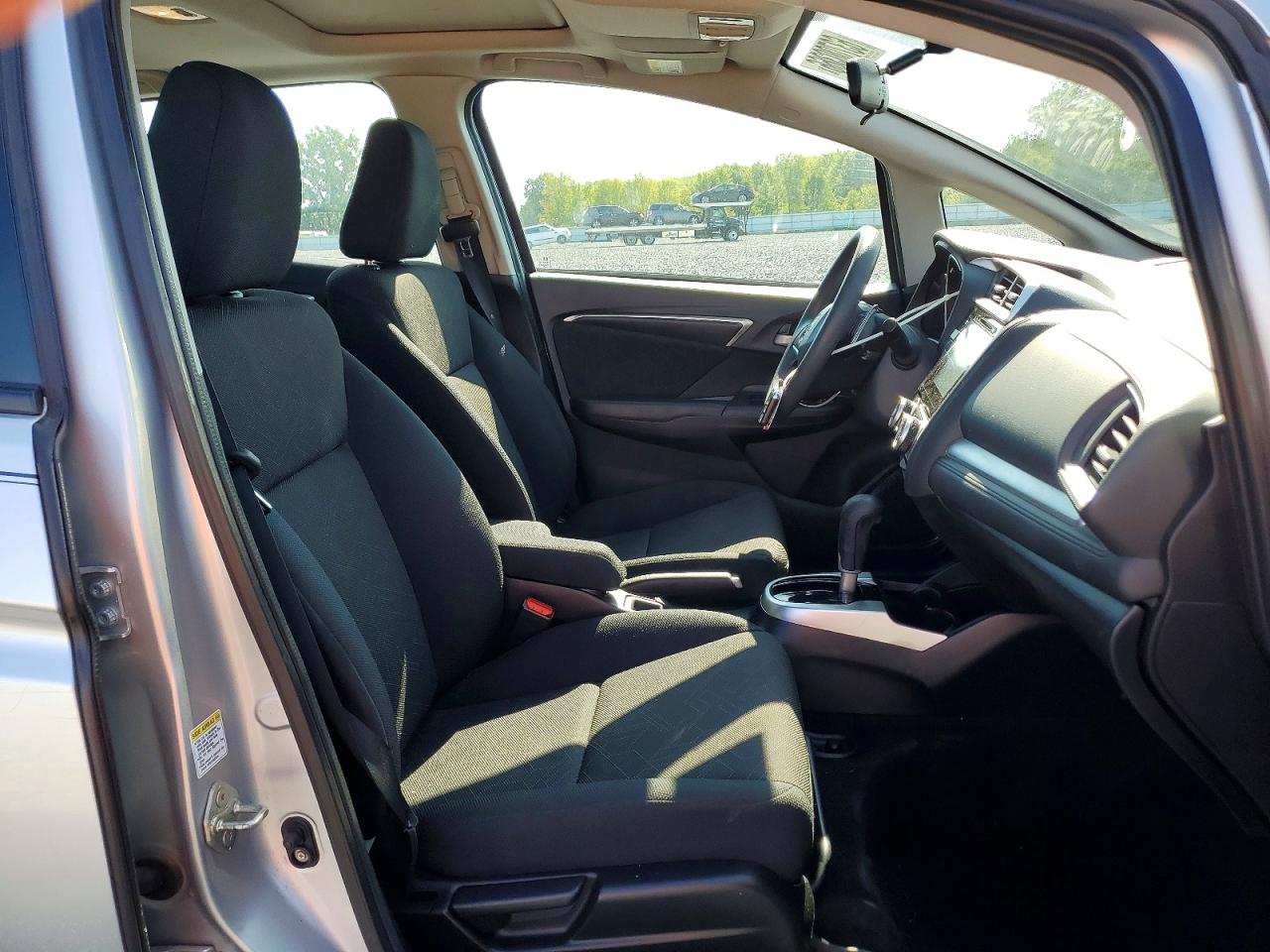 2015 Honda Fit Ex Silver vin: 3HGGK5H86FM705358
