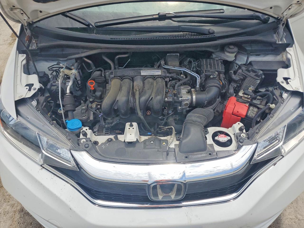 2020 Honda Fit Ex White vin: 3HGGK5H86LM719465