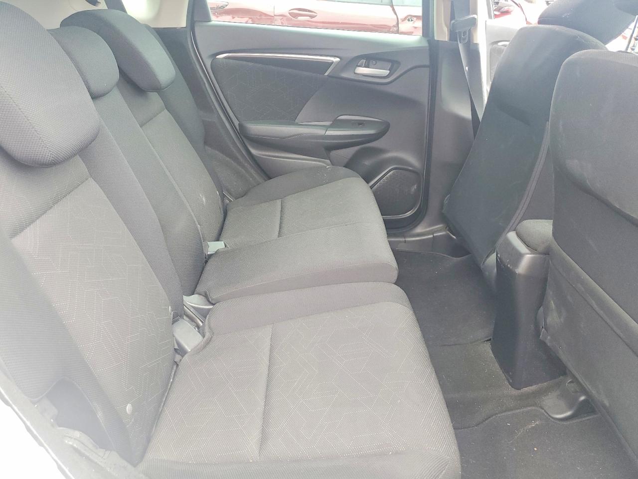 2015 Honda Fit Ex Silver vin: 3HGGK5H87FM702386