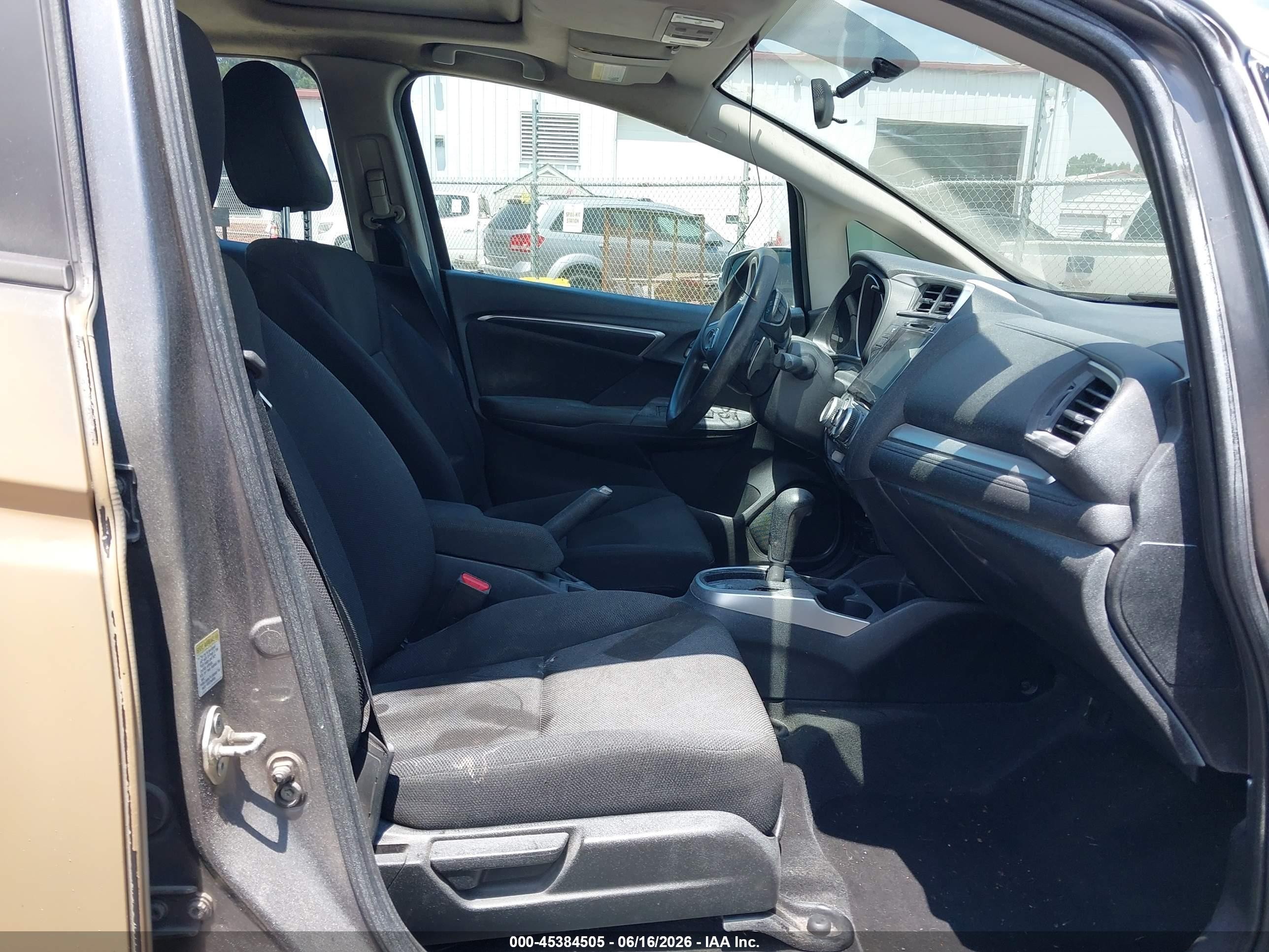 2015 Honda Fit Ex/ex-l White vin: 3HGGK5H87FM729149