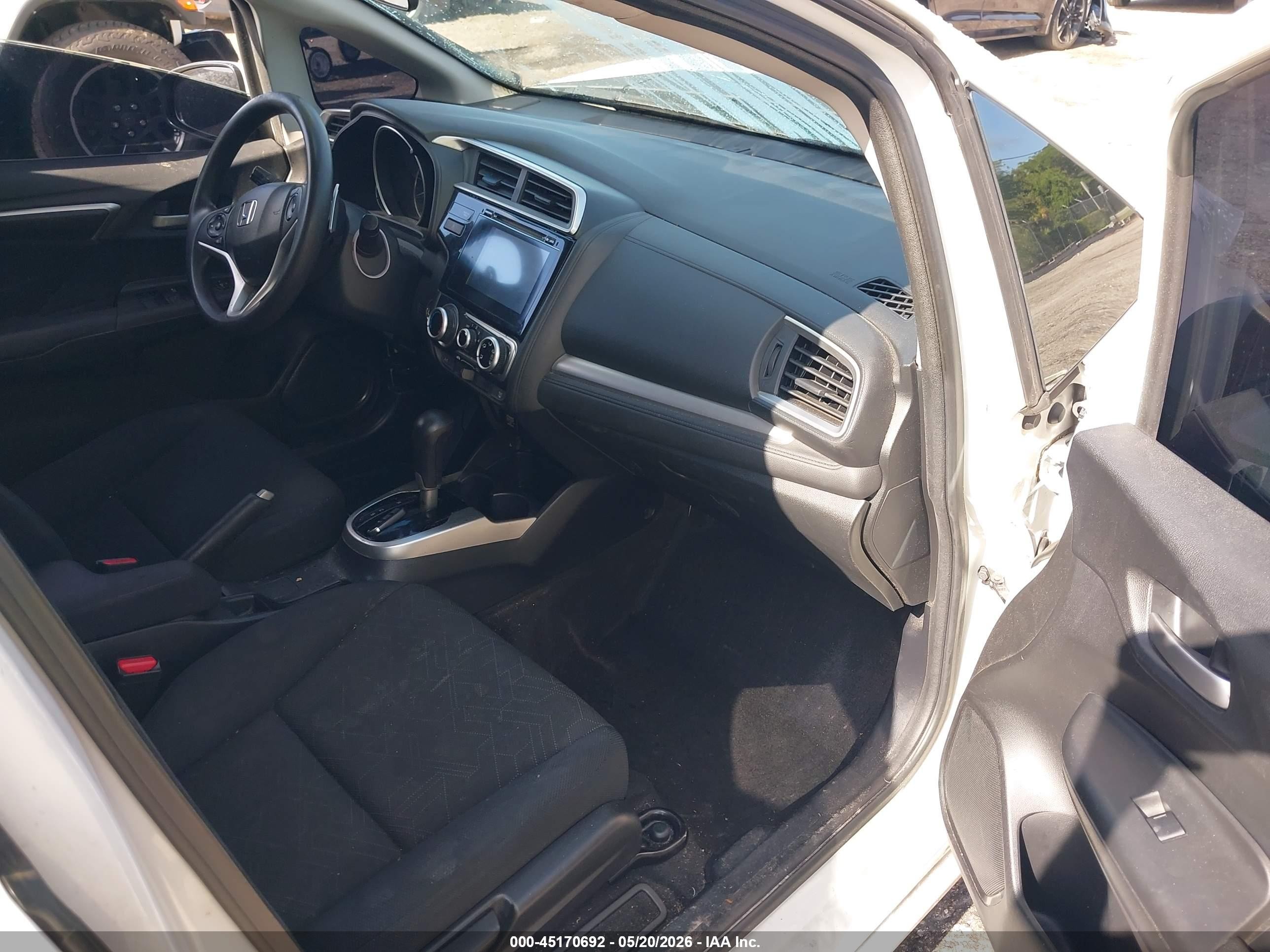 2015 Honda Fit Ex/ex-l White vin: 3HGGK5H87FM753189