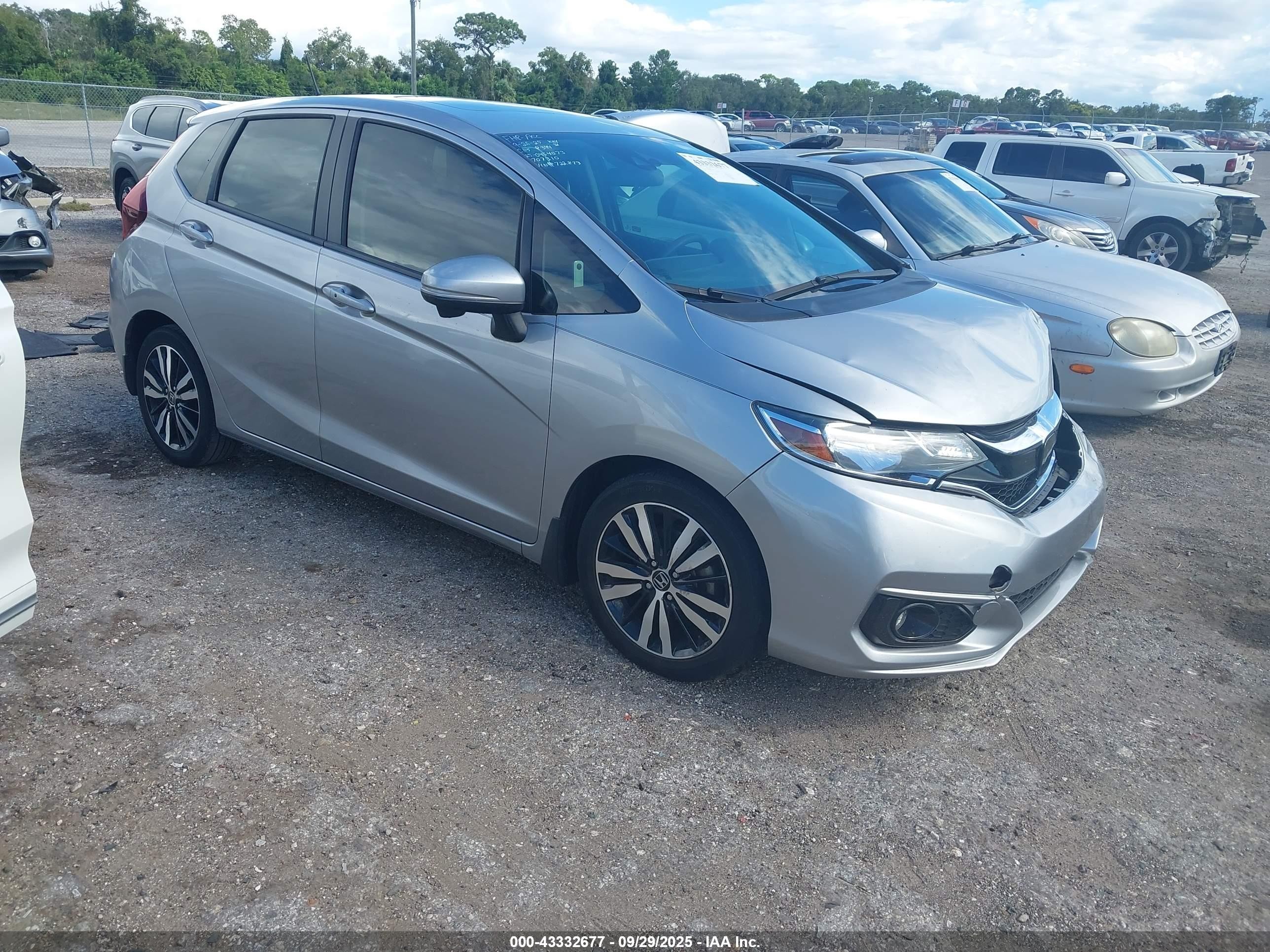 2018 Honda Fit Ex Gray vin: 3HGGK5H87JM722873