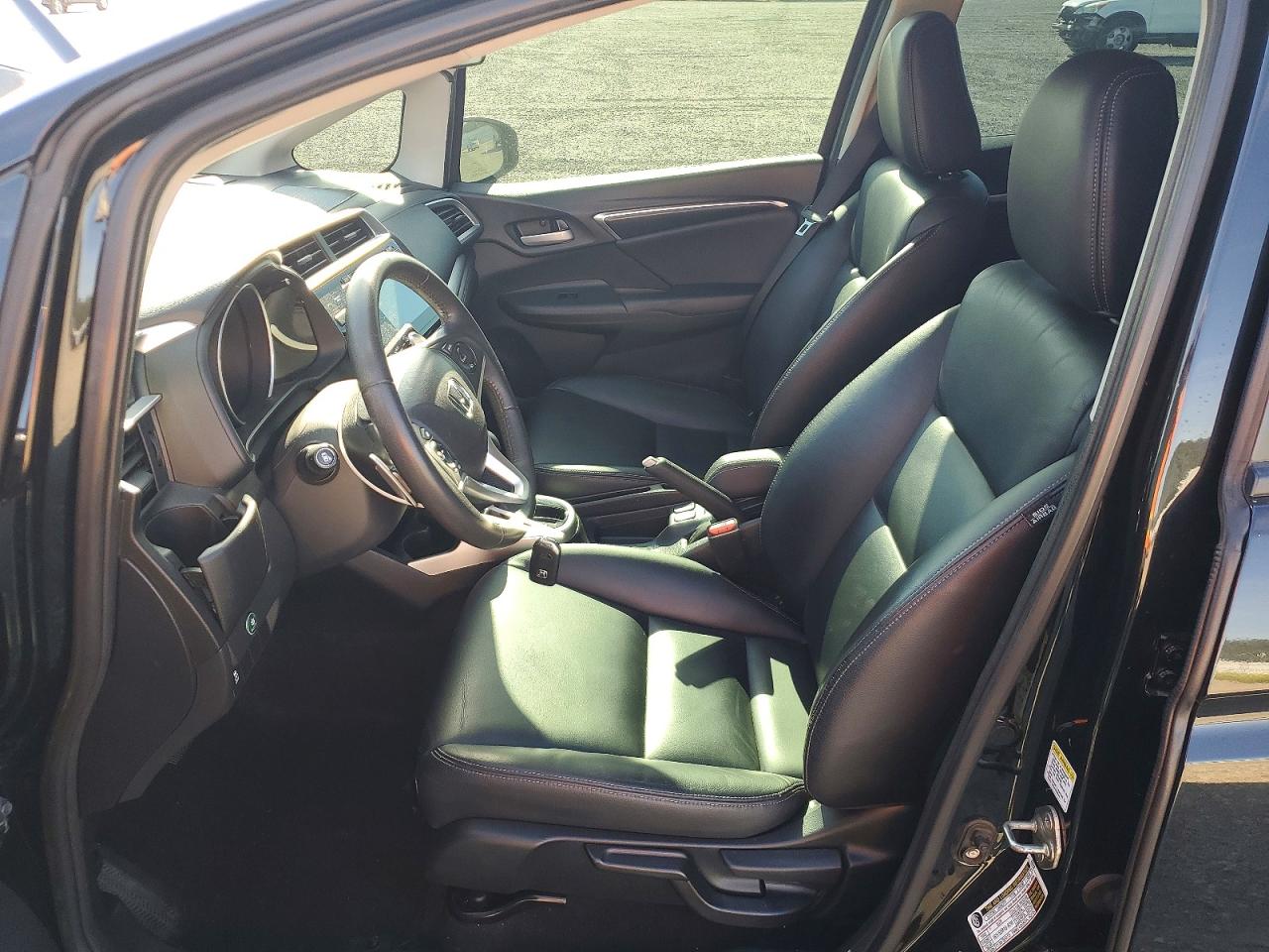 2015 Honda Fit Ex Black vin: 3HGGK5H88FM703756