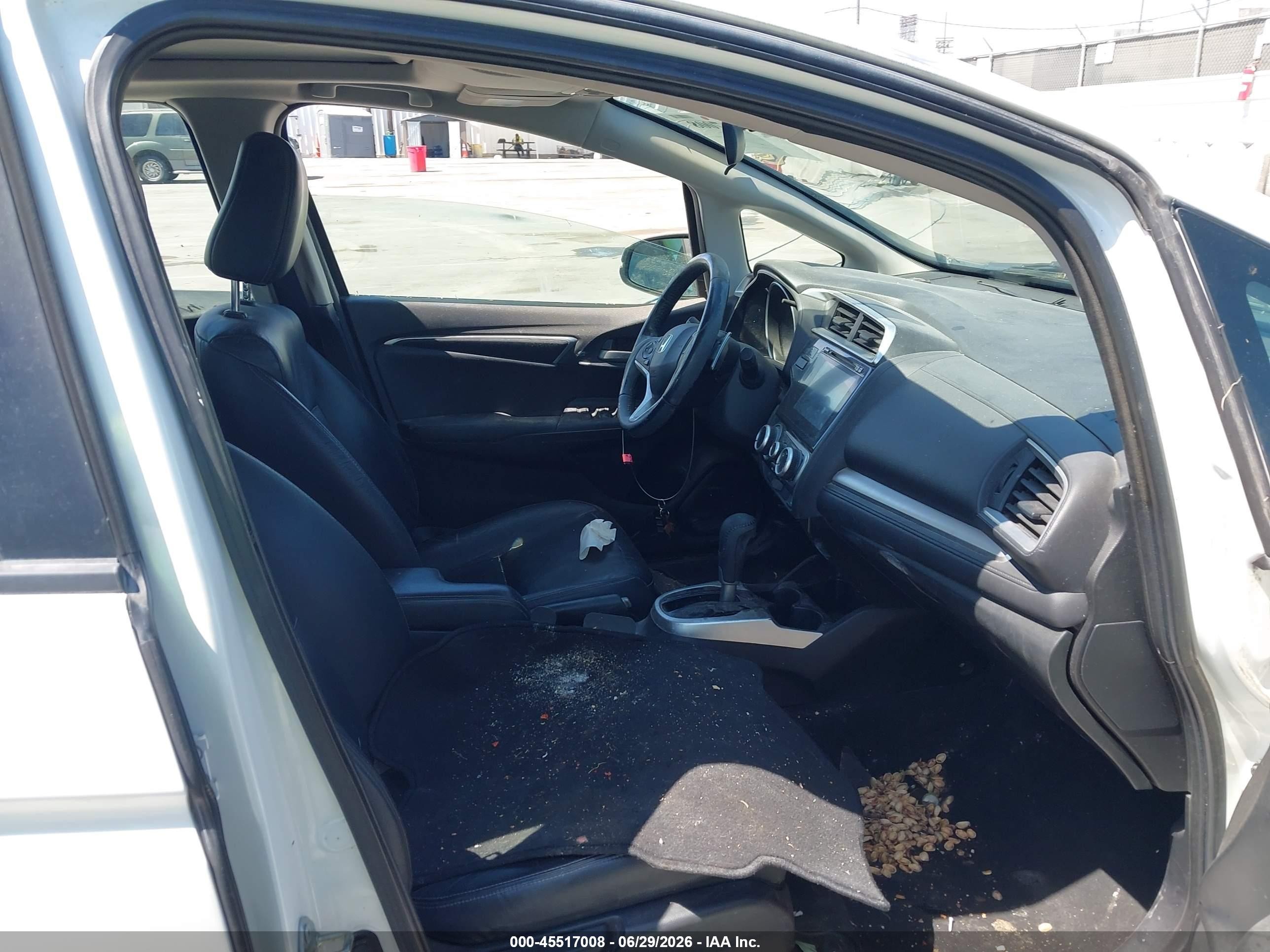 2015 Honda Fit Ex/ex-l White vin: 3HGGK5H88FM720184