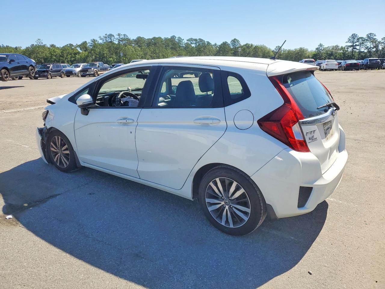 2015 Honda Fit Ex White vin: 3HGGK5H88FM720203