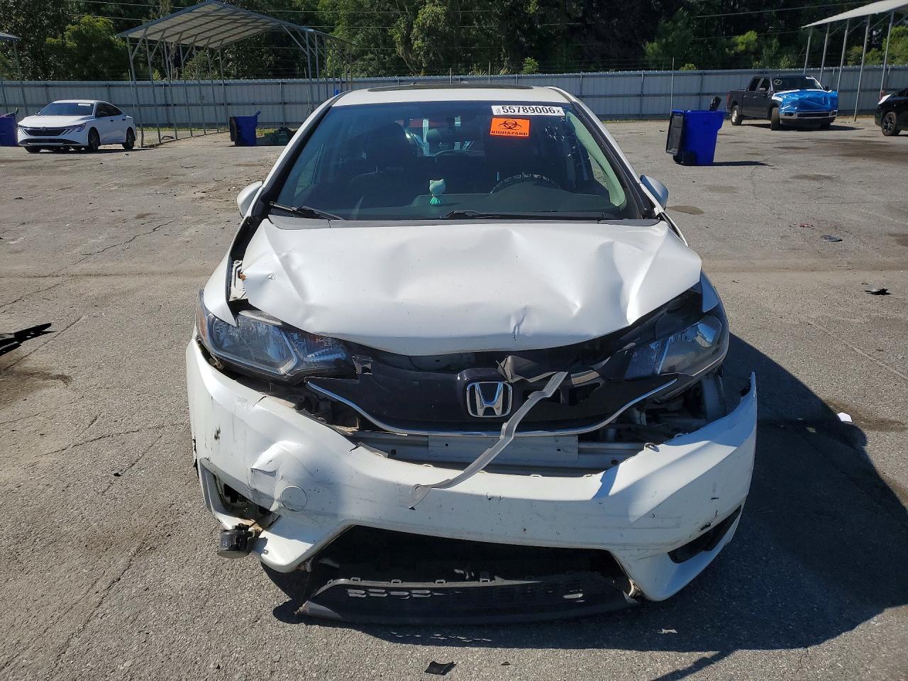 2015 Honda Fit Ex White vin: 3HGGK5H88FM720203